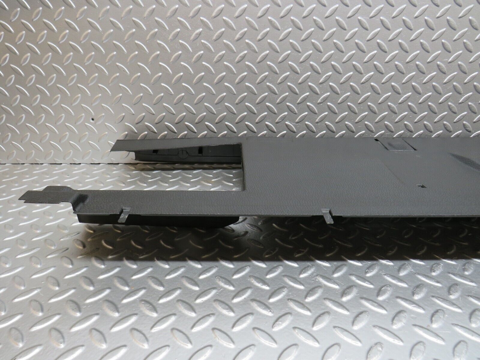 30648 Mercedes-Benz W201 190E 2.0L Boot Rear Plastic Cover 2016940425