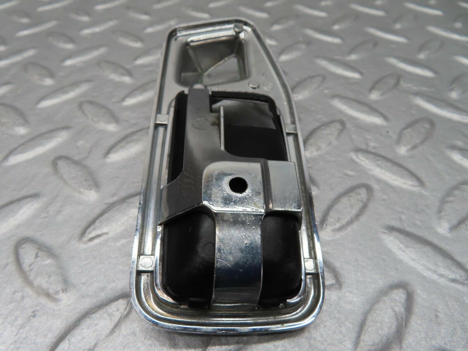 16060 Mercedes-Benz W123 280E Chrome Frame For Door Opener Left 1167660111