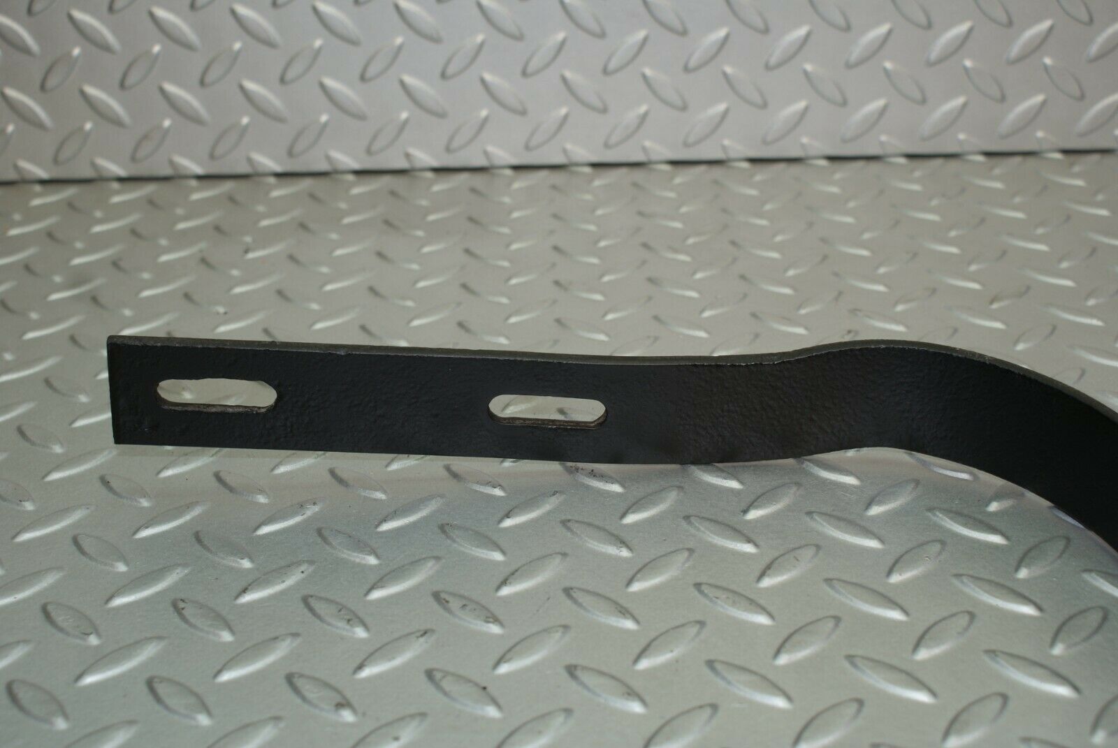 2704 Mercedes-Benz W120 PONTON Front Left Bumper Bracket Holder