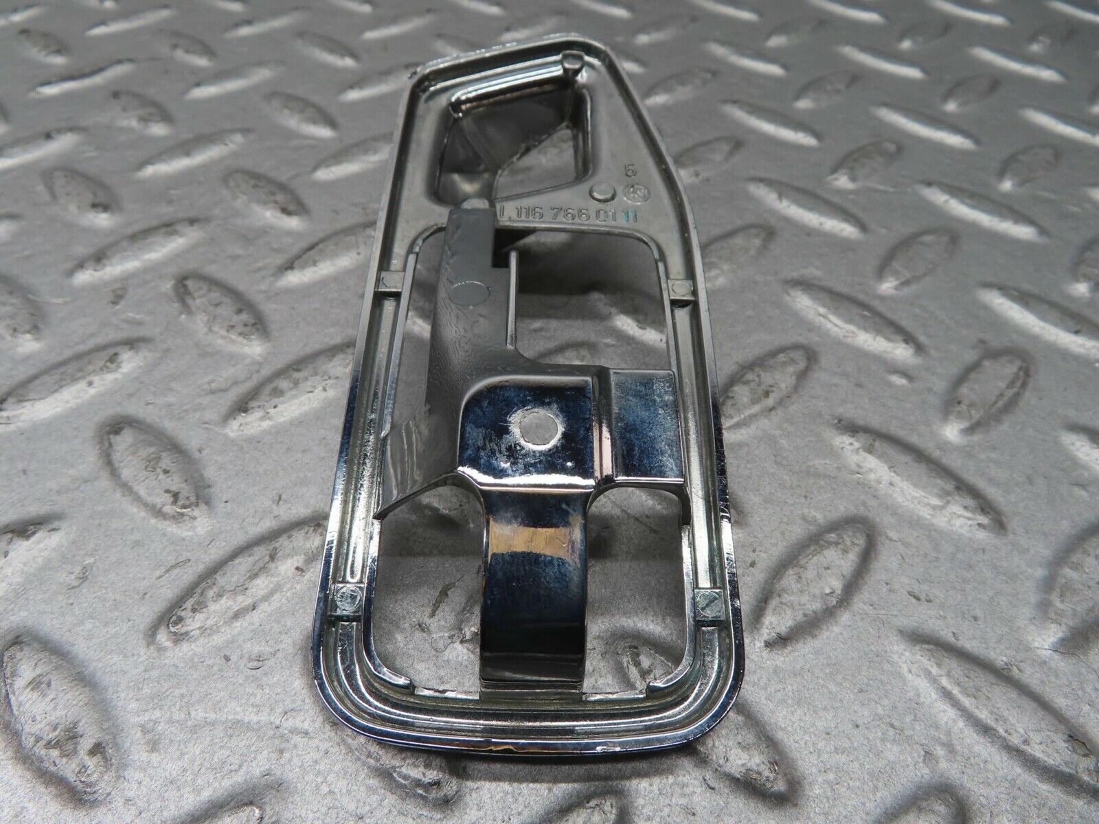 13611 Mercedes-Benz W123 200 Chrome Frame For Door Opener Left 1167660111