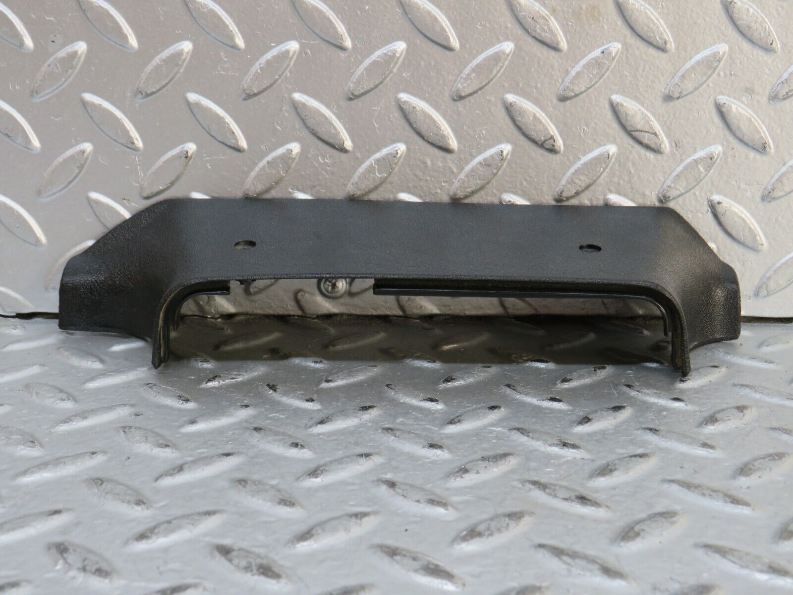 28267 Mercedes-Benz S123 240D Wagon B Pillar Bottom Cover Right 1236922222