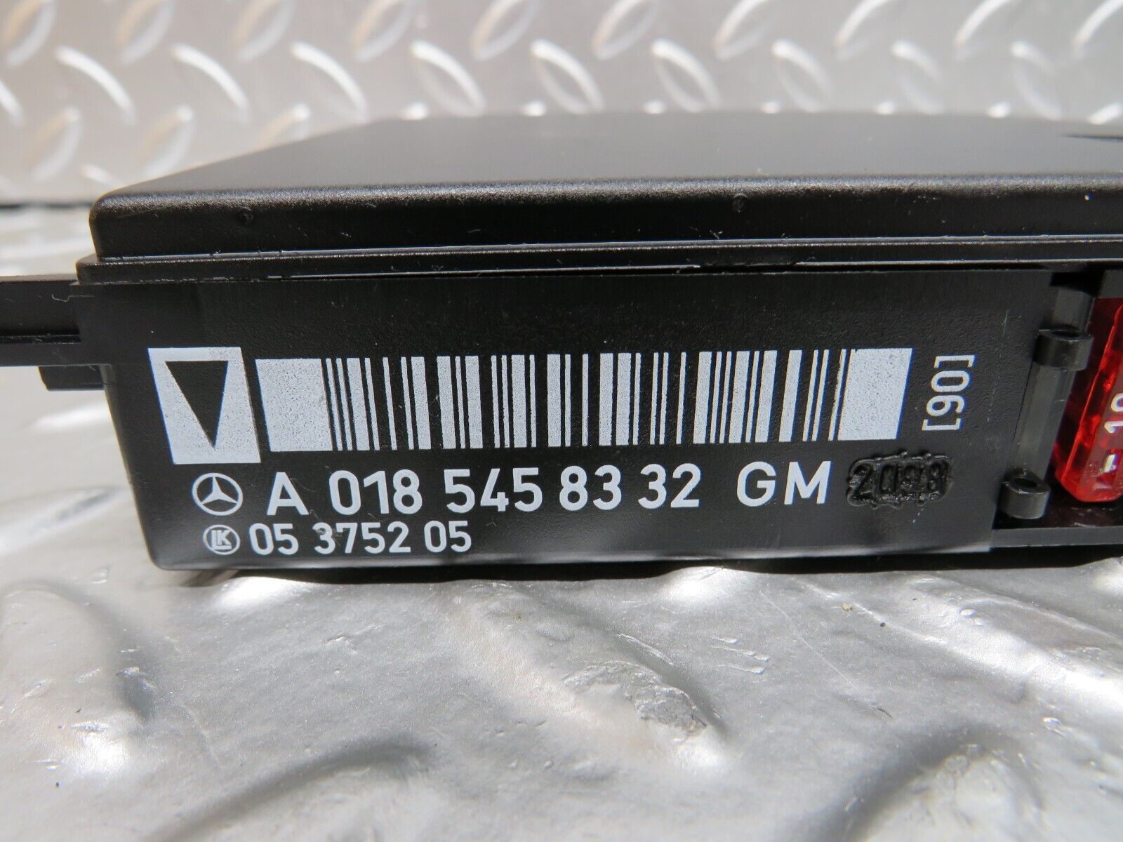 24630 Mercedes-Benz W140 S320 Comfort Control Unit 0185458332