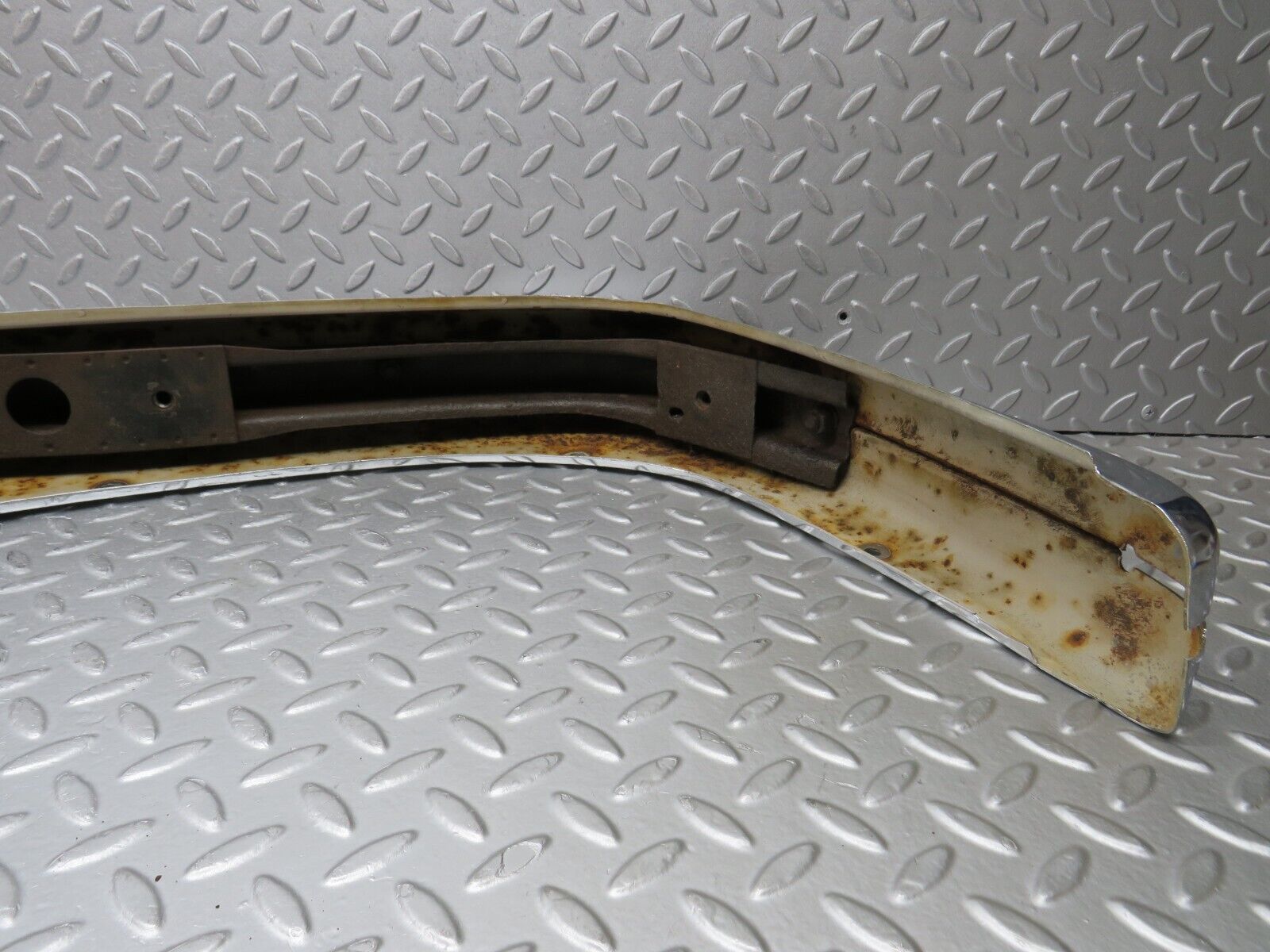 37673 Mercedes-Benz W109 300SEL Front Bumper