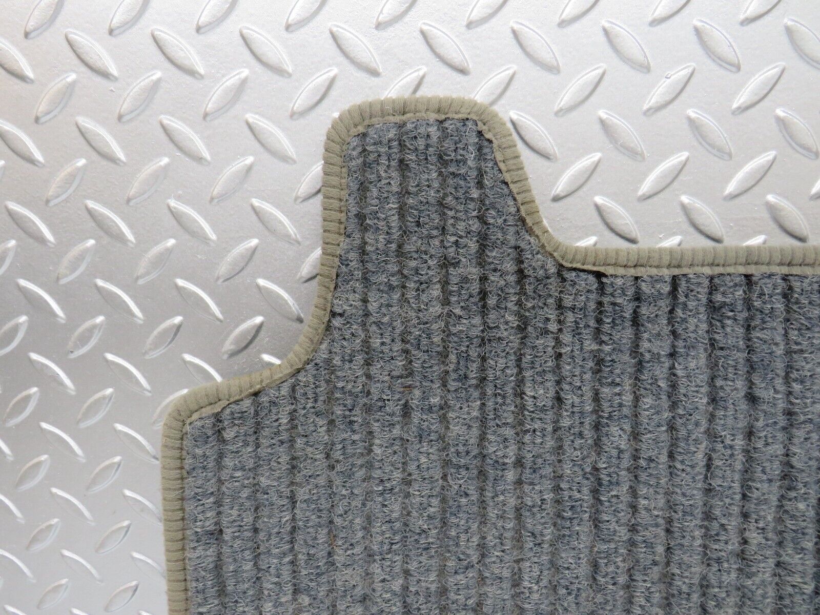 32336 Mercedes-Benz S124 300TE Wagon Rear Right Floor Carpet Mat Grey