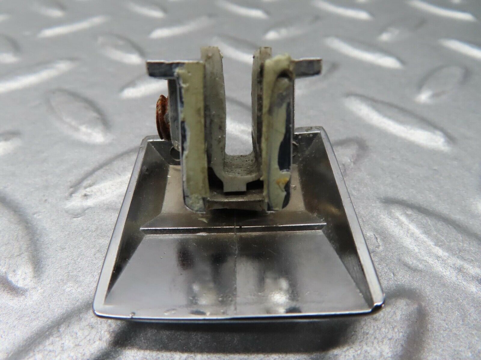 14144 Mercedes-Benz C107 280SLC Left Door Window Channel Chrome Top