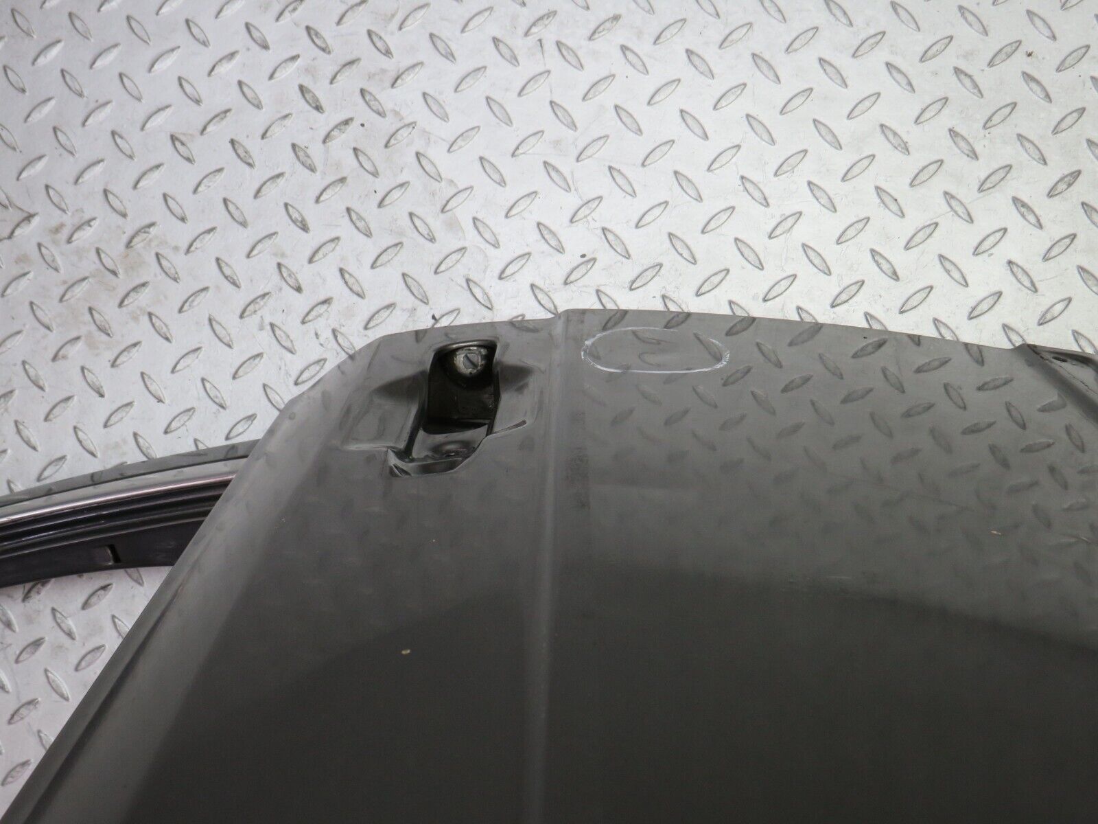 36222 Mercedes-Benz W126 420SE Front Left Door