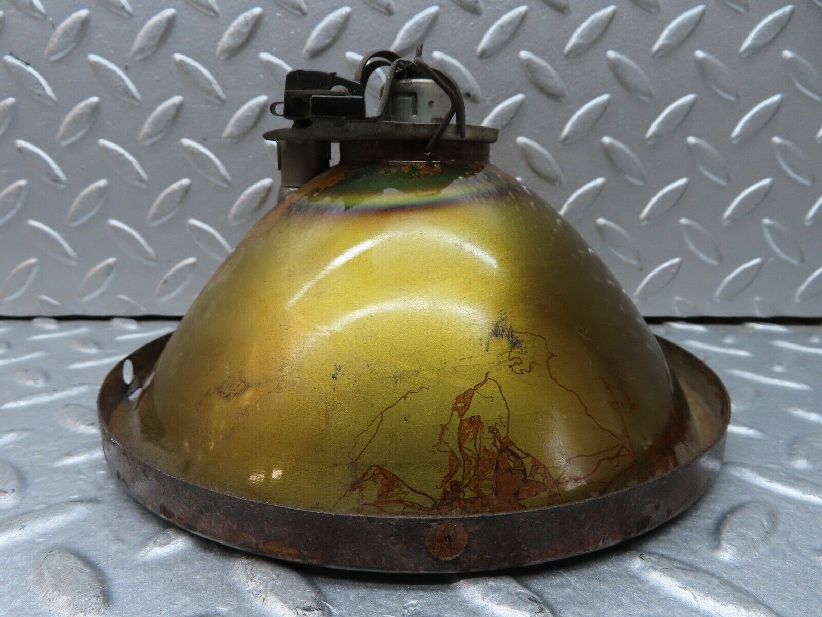 18910 Mercedes-Benz W121 190b Ponton Headlight Reflector