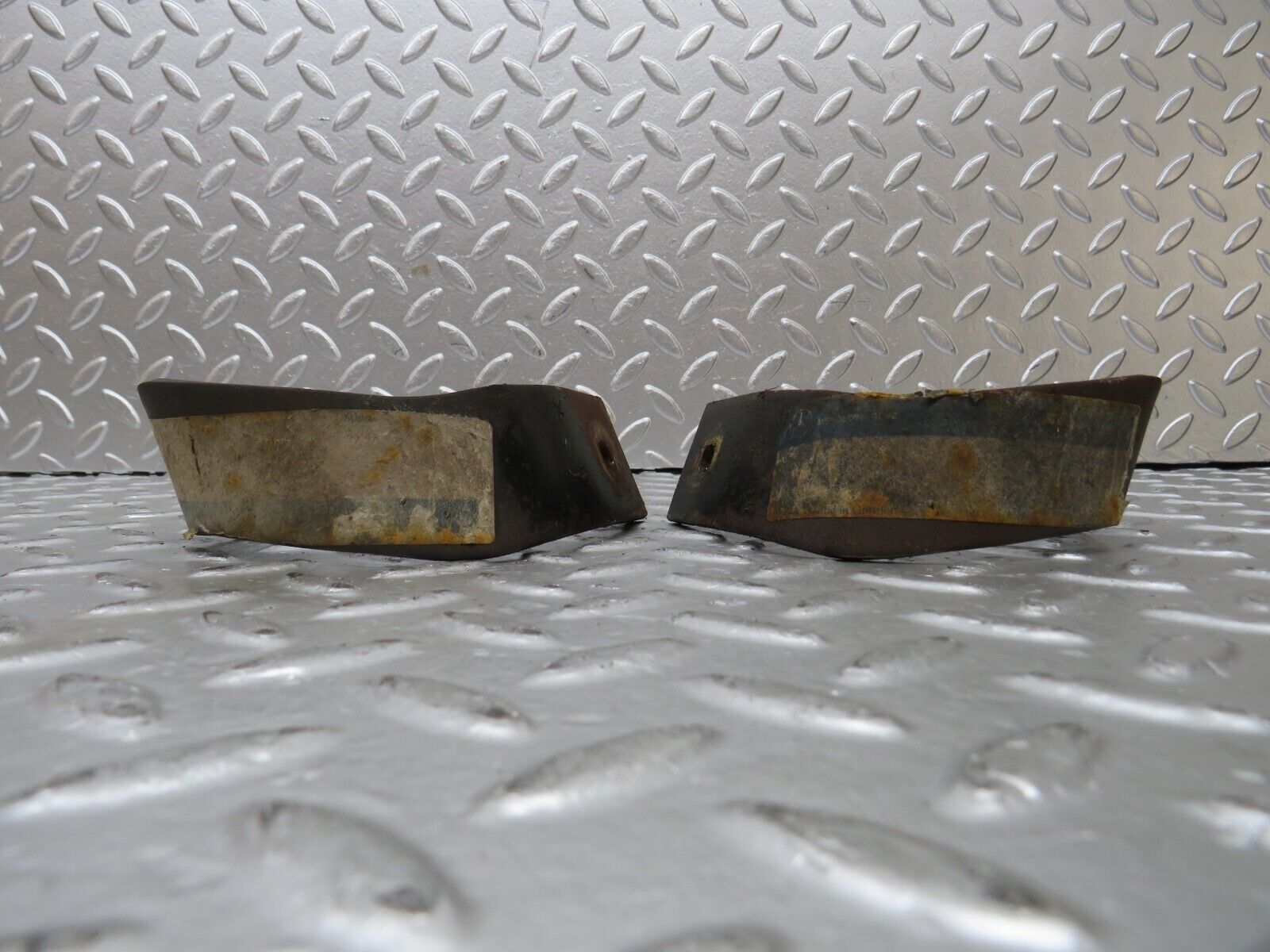 27394 Mercedes-Benz W123 280E Front Bumper Bracket Pair