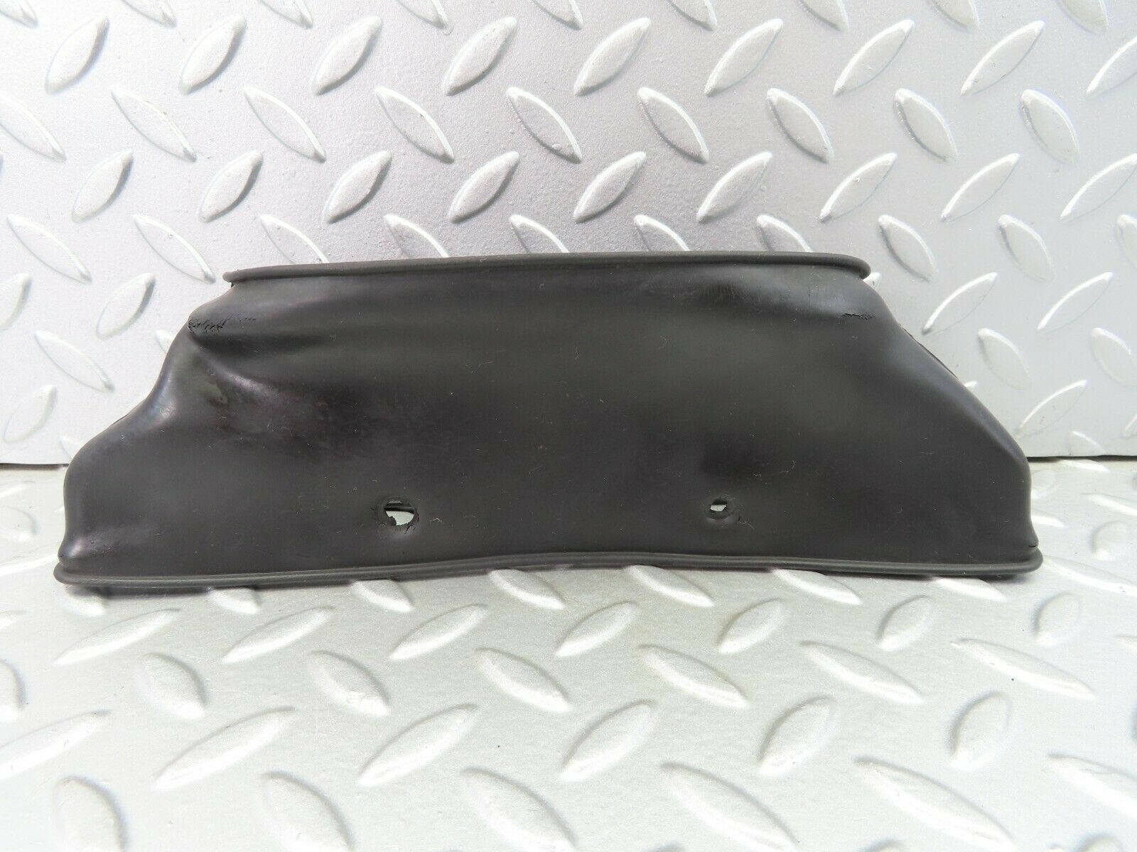 7459 Mercedes-Benz W116 450SE Heating Duct Rubber Ventilation 1168310088