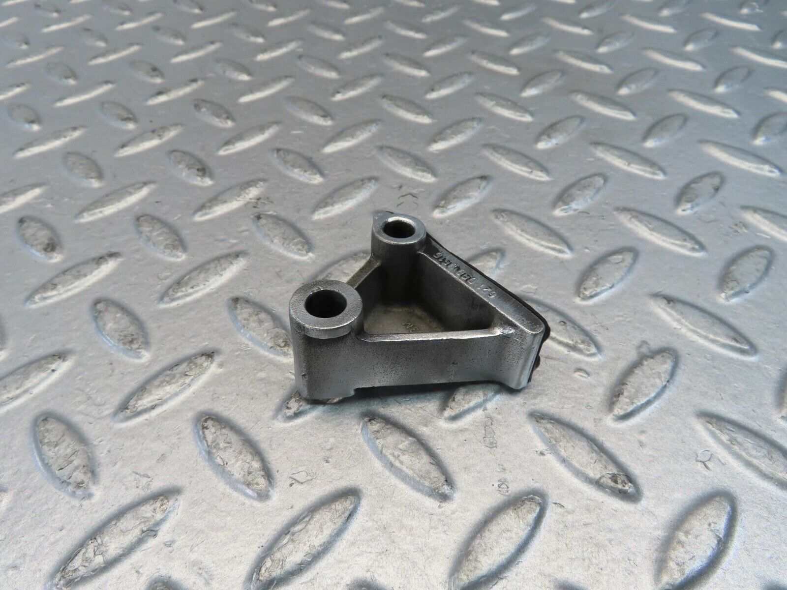 10988 Mercedes-Benz W115 220D Timing Chain Guide Rail 6210500516