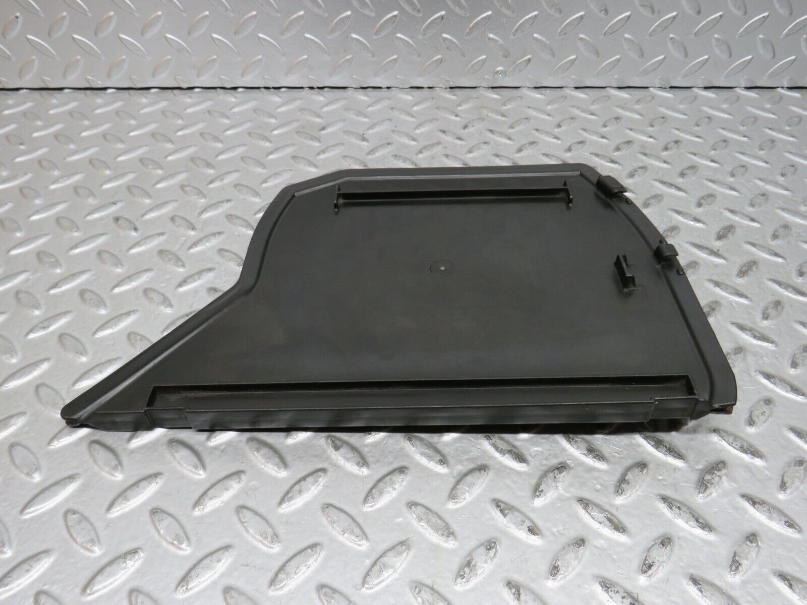 29055 Mercedes-Benz C124 320CE Rear Left Cover For Window Regulator 1246921522