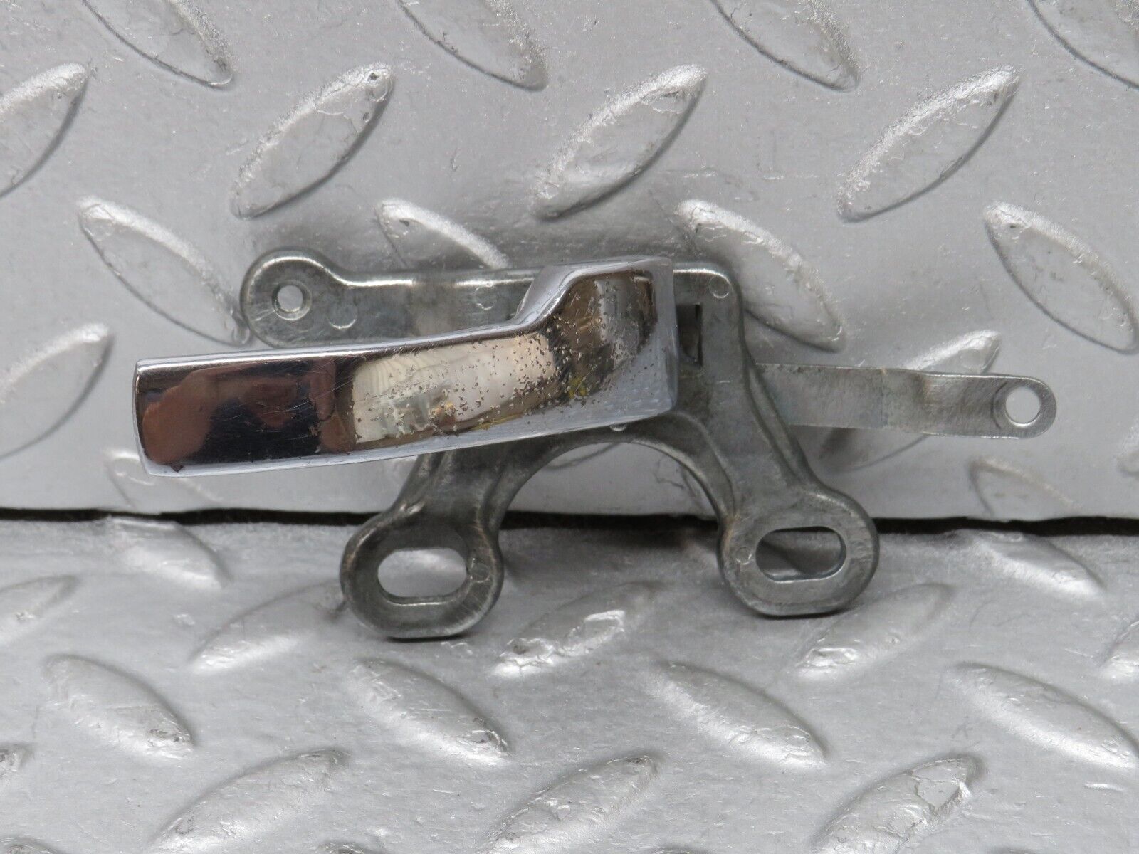 35815 Mercedes-Benz W108 Front Right Chrome Interior Door Handle 1107660419