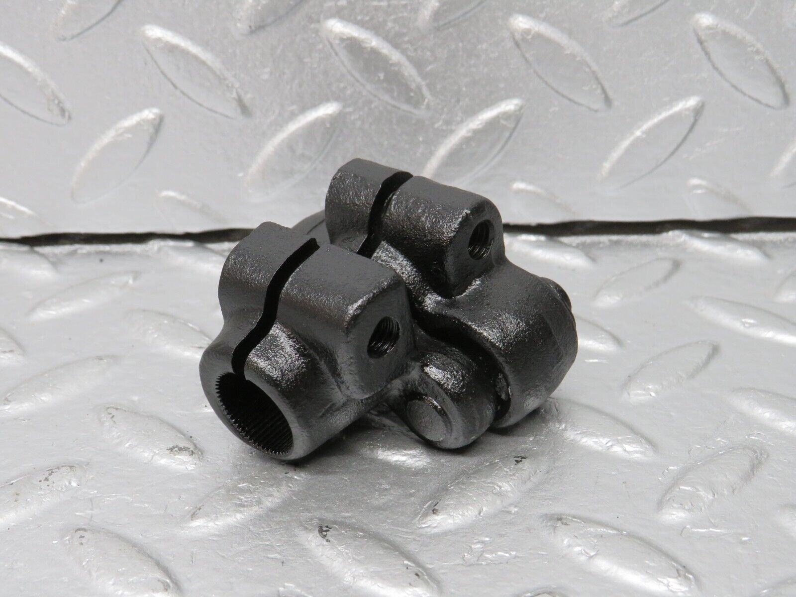 40419 Mercedes-Benz W110 230 Steering Column Lower Shaft Connector