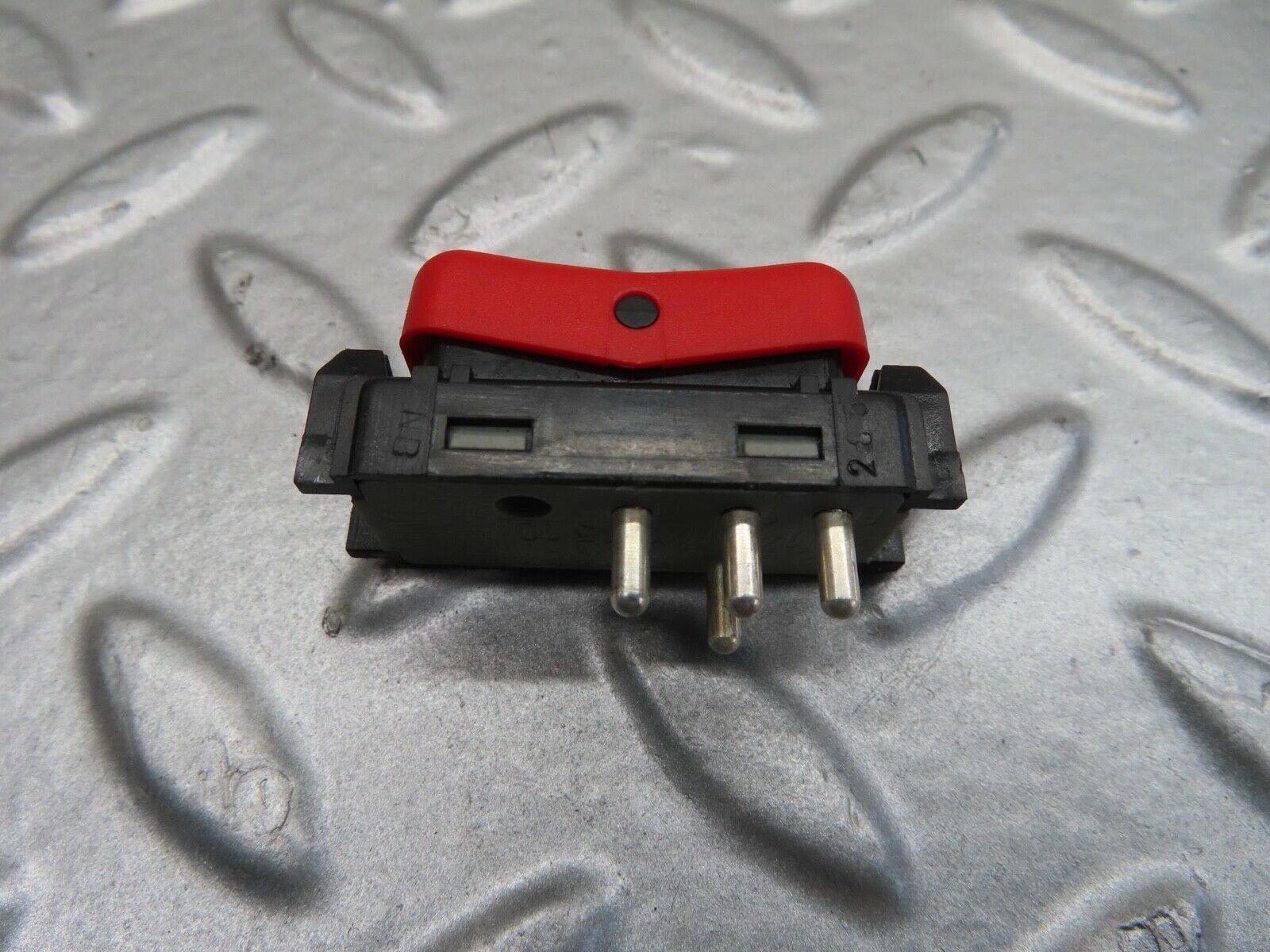 15212 Mercedes-Benz W140 S320 Hazard Warning Light Switch 1408205510