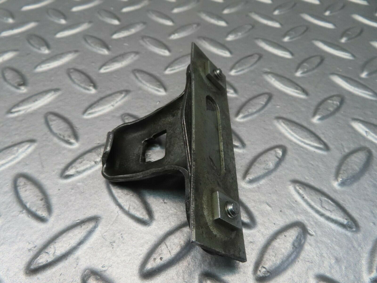 11557 Mercedes-Benz C123 230CE Coupe Trunk Lock Latch 1237580150