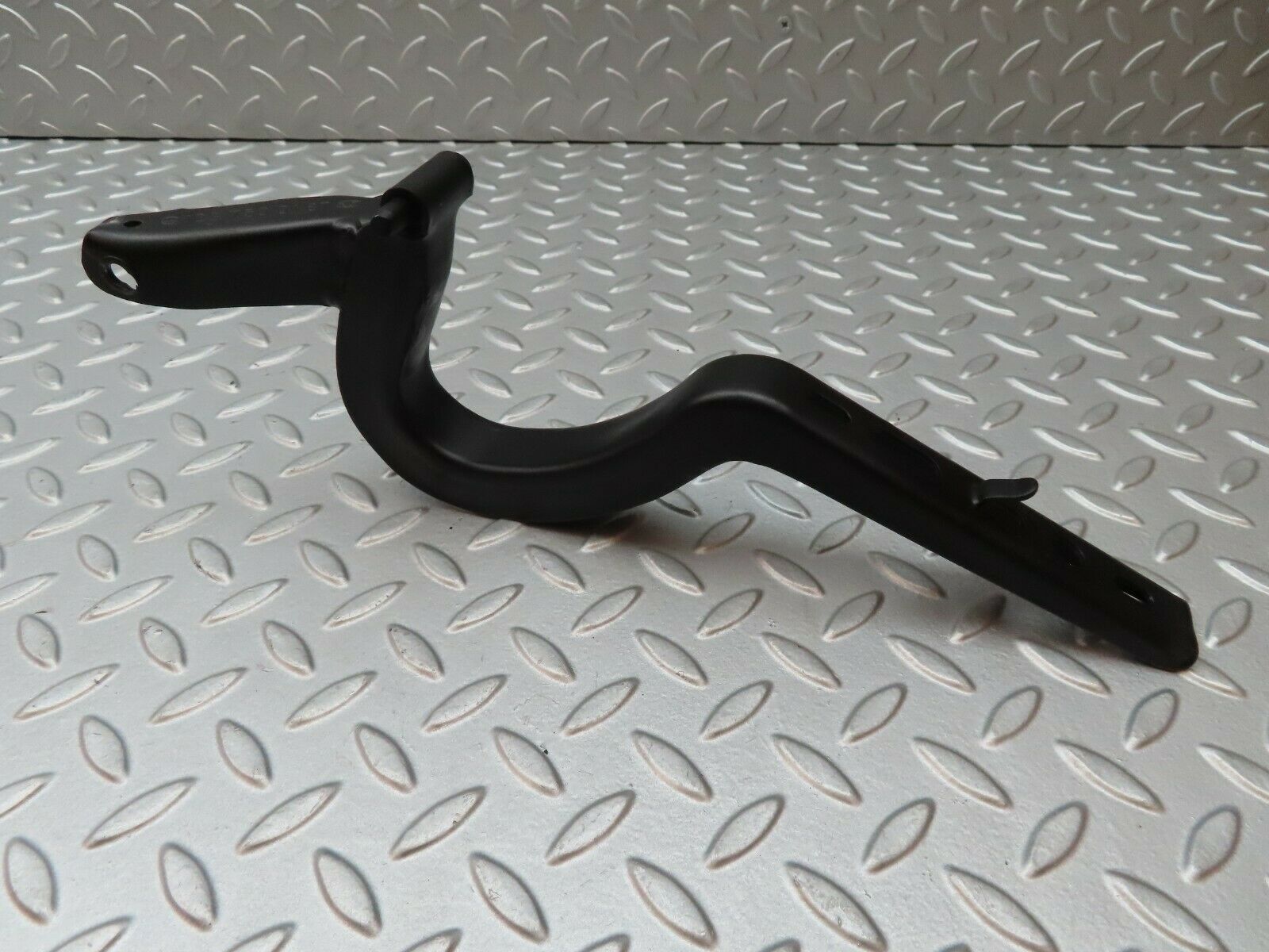 4239 Mercedes-Benz V123 240D LWB Trunk Lid Hinge Left Side 1237500187