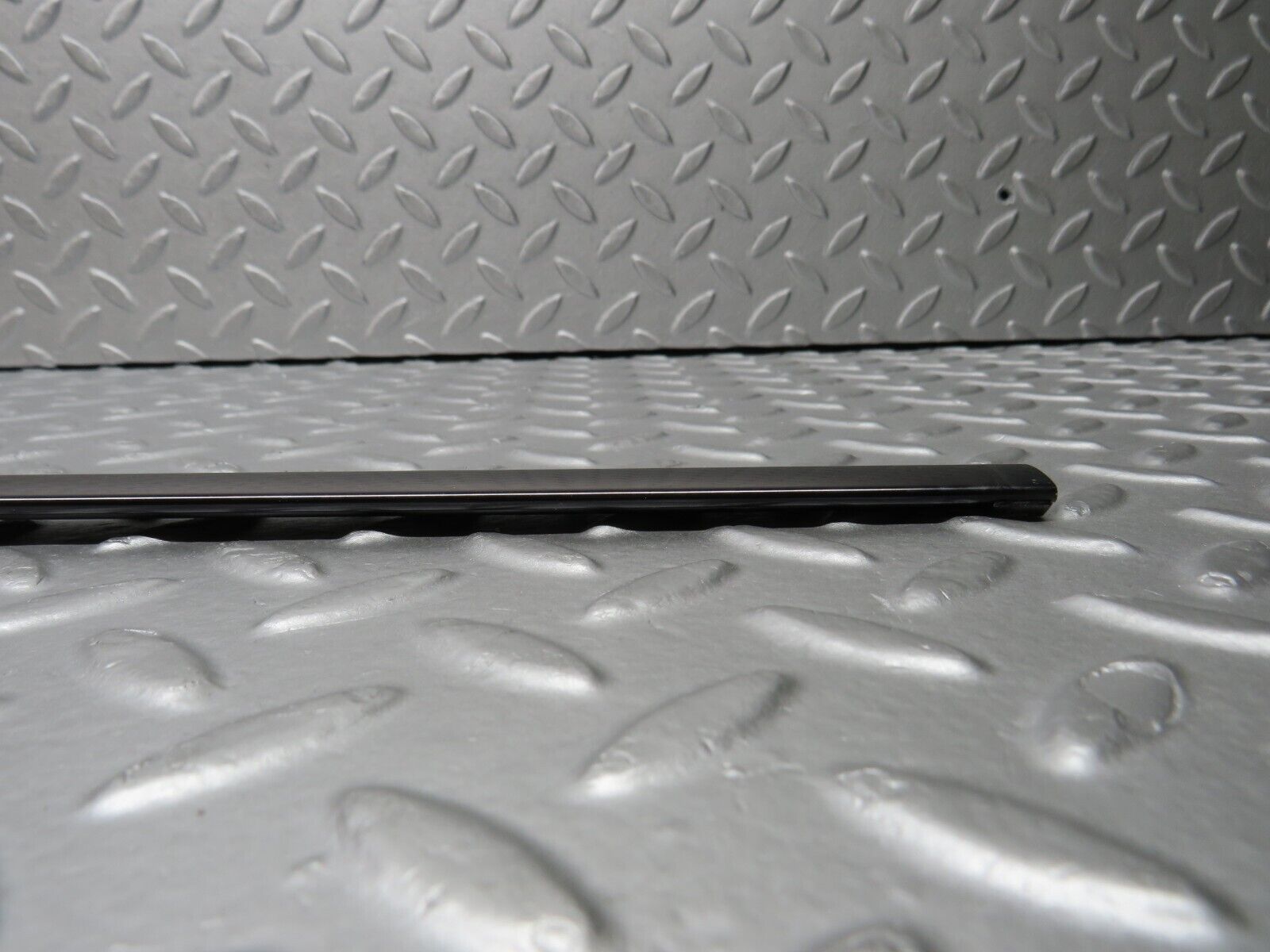 38523 Mercedes-Benz R129 280SL Coupe Right Door Window Moulding Trim