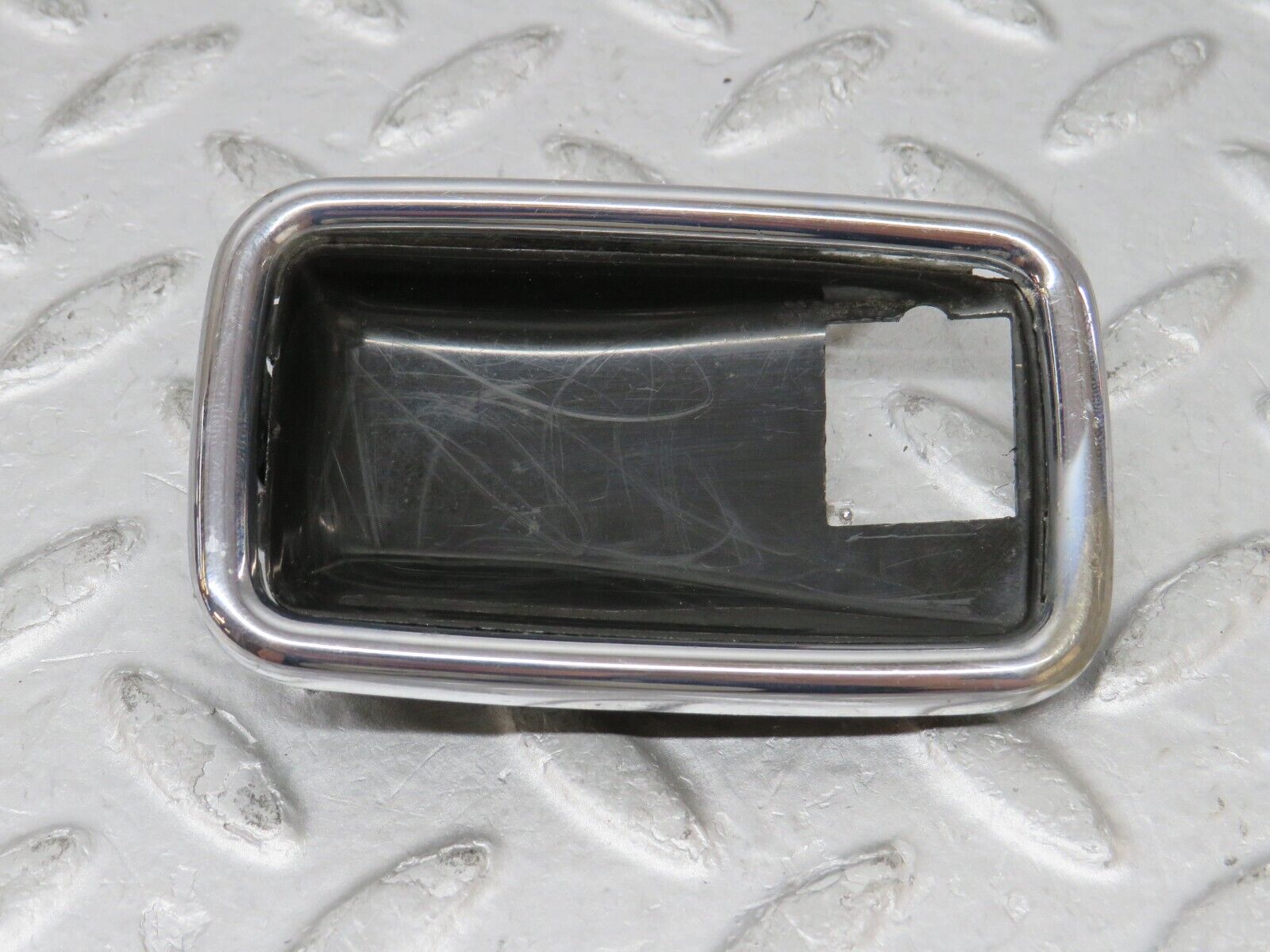 35723 Mercedes-Benz W108 Chrome Frame For Door Opener Left 1087660511