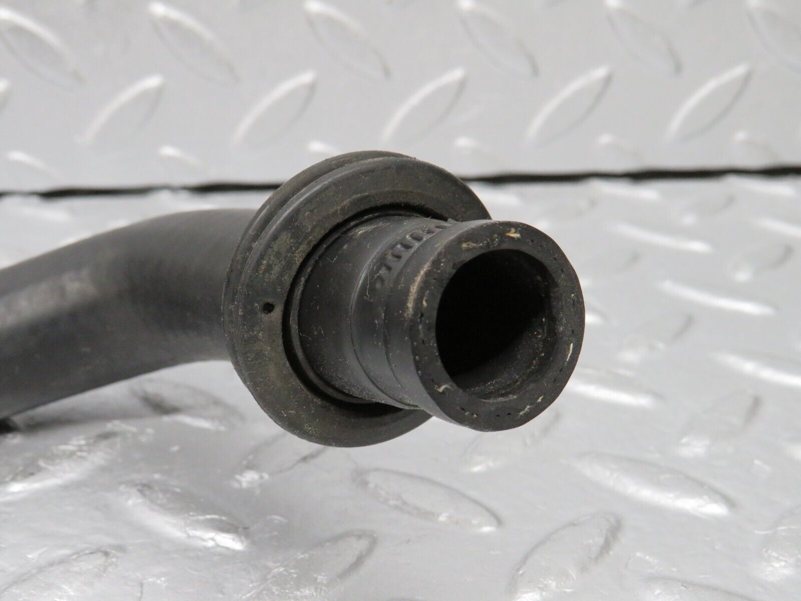 38561 Mercedes-Benz R129 280SL Coupe Coolant Hose Pipe 1298324494