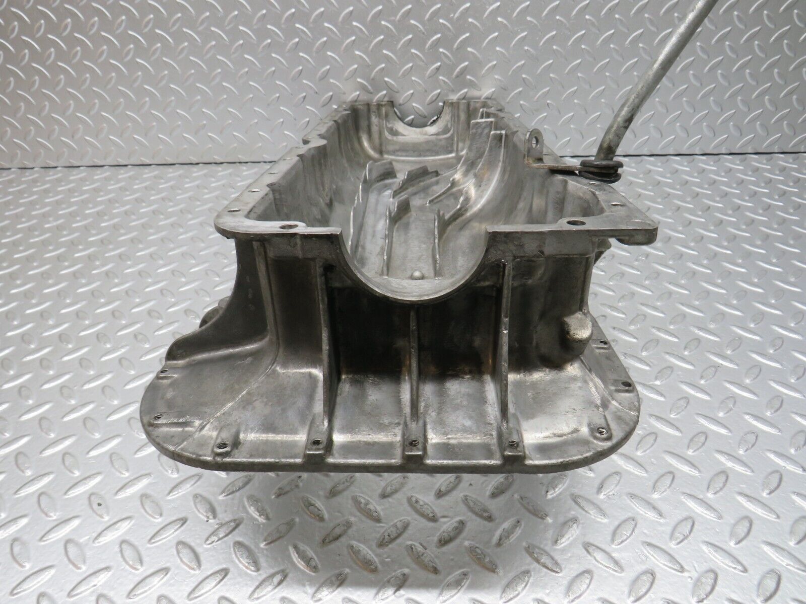 32920 Mercedes-Benz W123 300D Oil Pan Oil Sump 6170140302