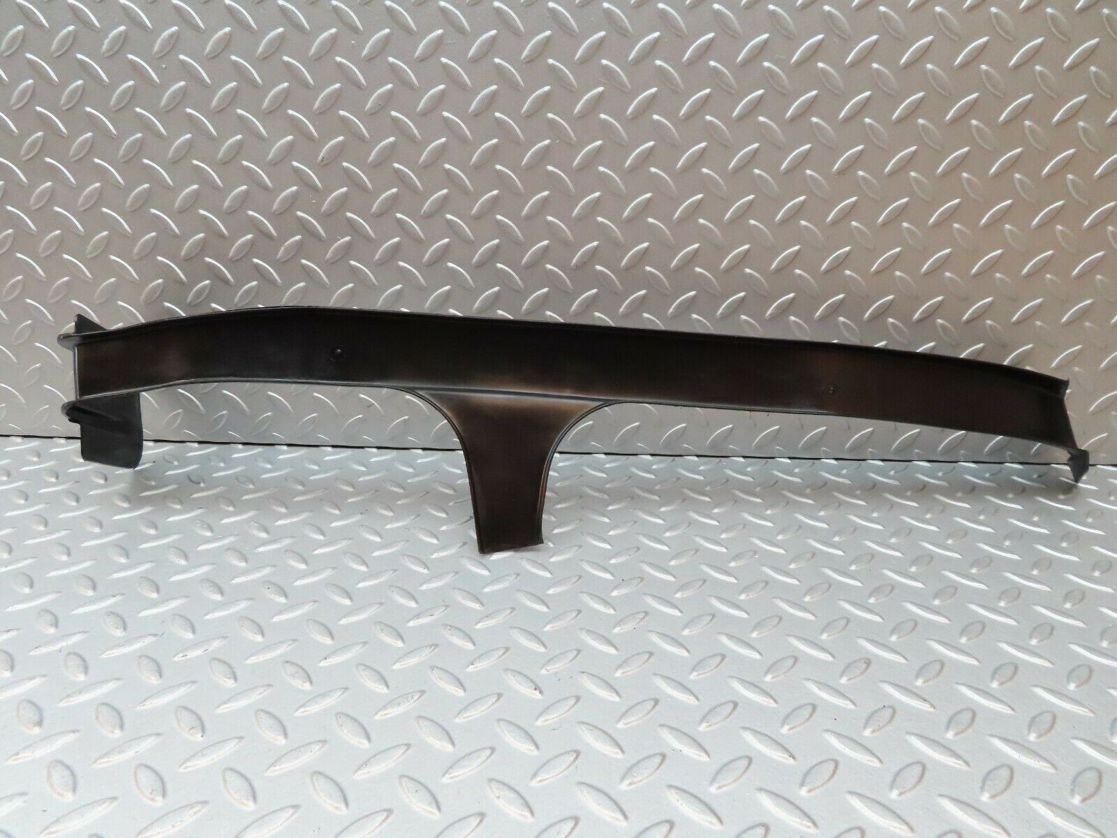 4289 Mercedes-Benz W123 230E Cable Cover Rear Left 1238210136