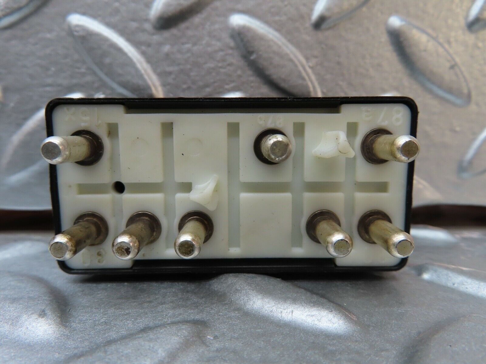 20041 Mercedes-Benz R129 300SL Coupe Auxiliary Fan Relay 0015428219