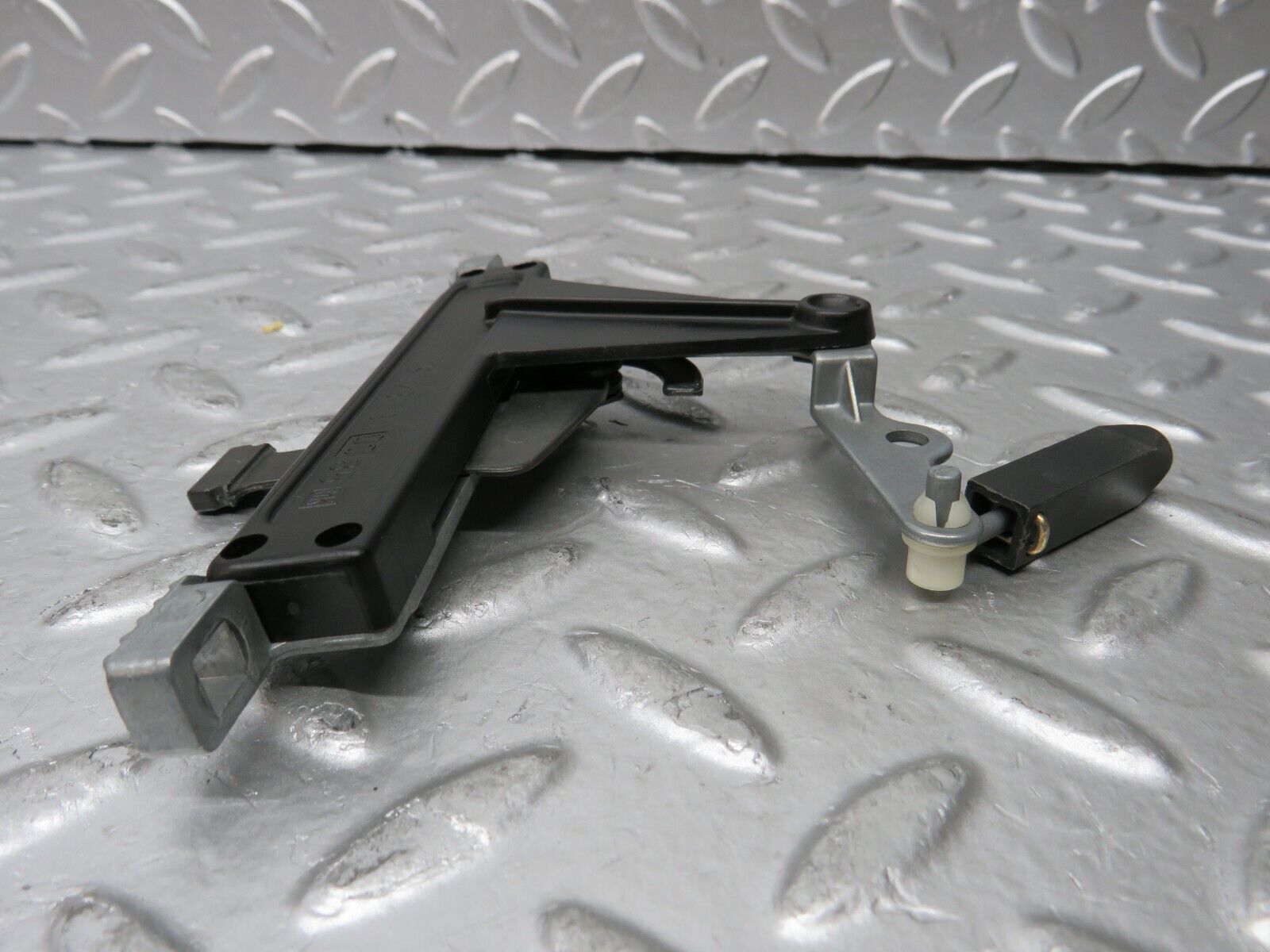 29869 Mercedes-Benz W123 230E Heater Control Switch 1238300085