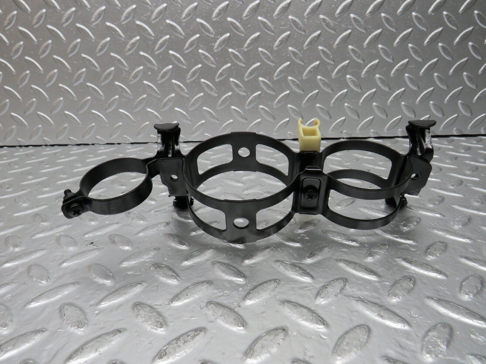 30384 Mercedes-Benz W124 230E Fuel Pump Fuel Filter Bracket Holder