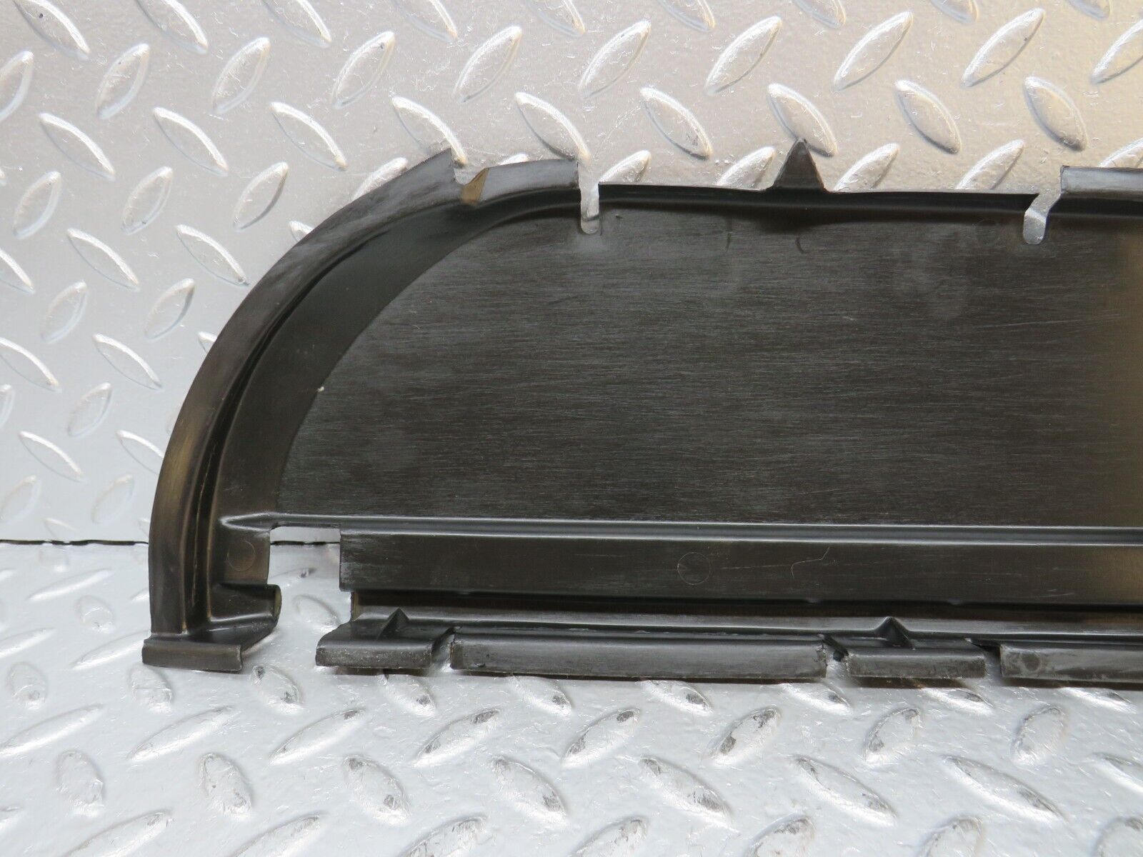 31873 Mercedes-Benz W201 190LE 1.8L Sunroof Cable Slide Cover 2017820156