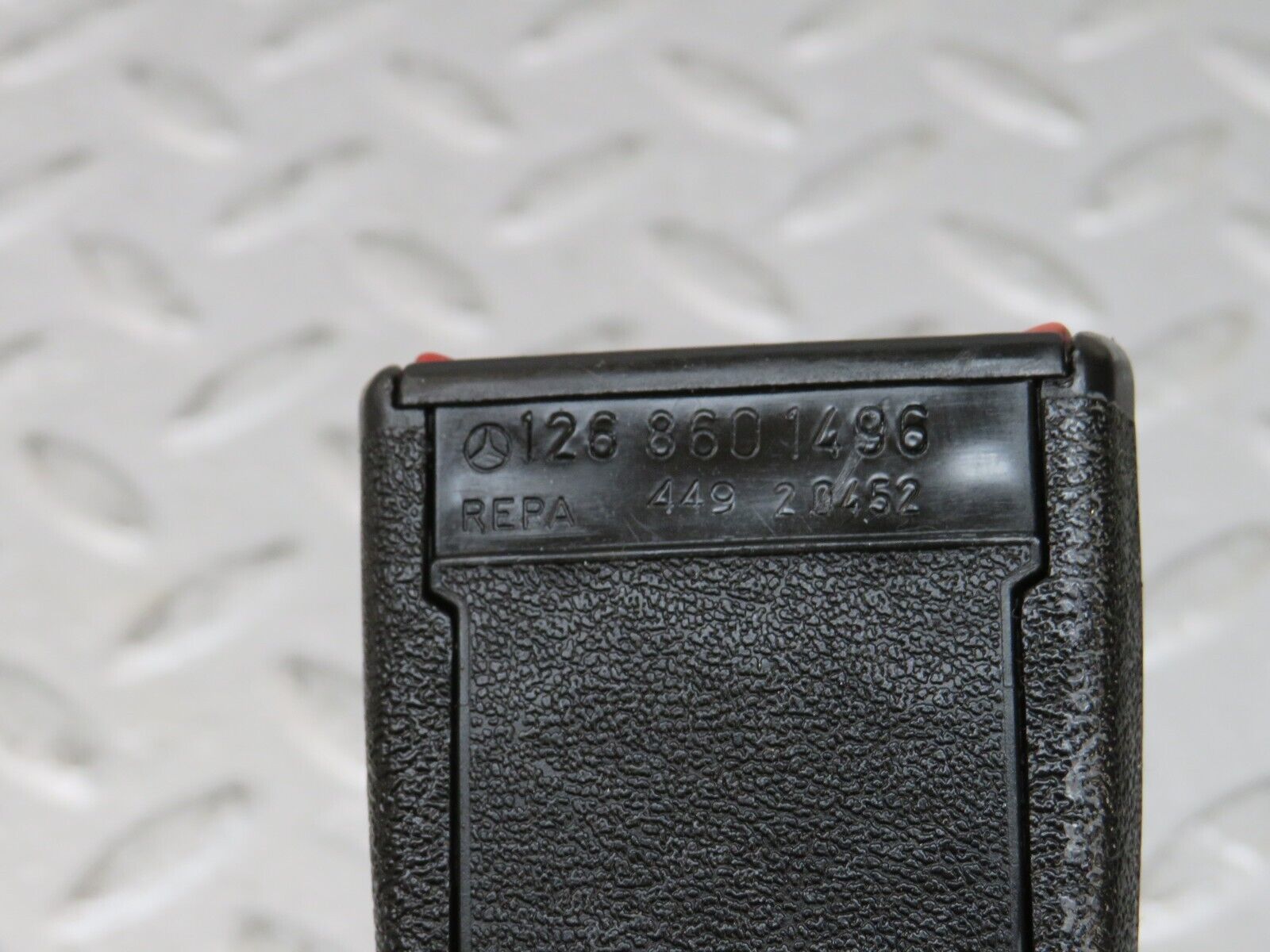 36319 Mercedes-Benz W126 420SE Rear Seat Belt Set & Buckles 1268601886 1248601169 1248601396