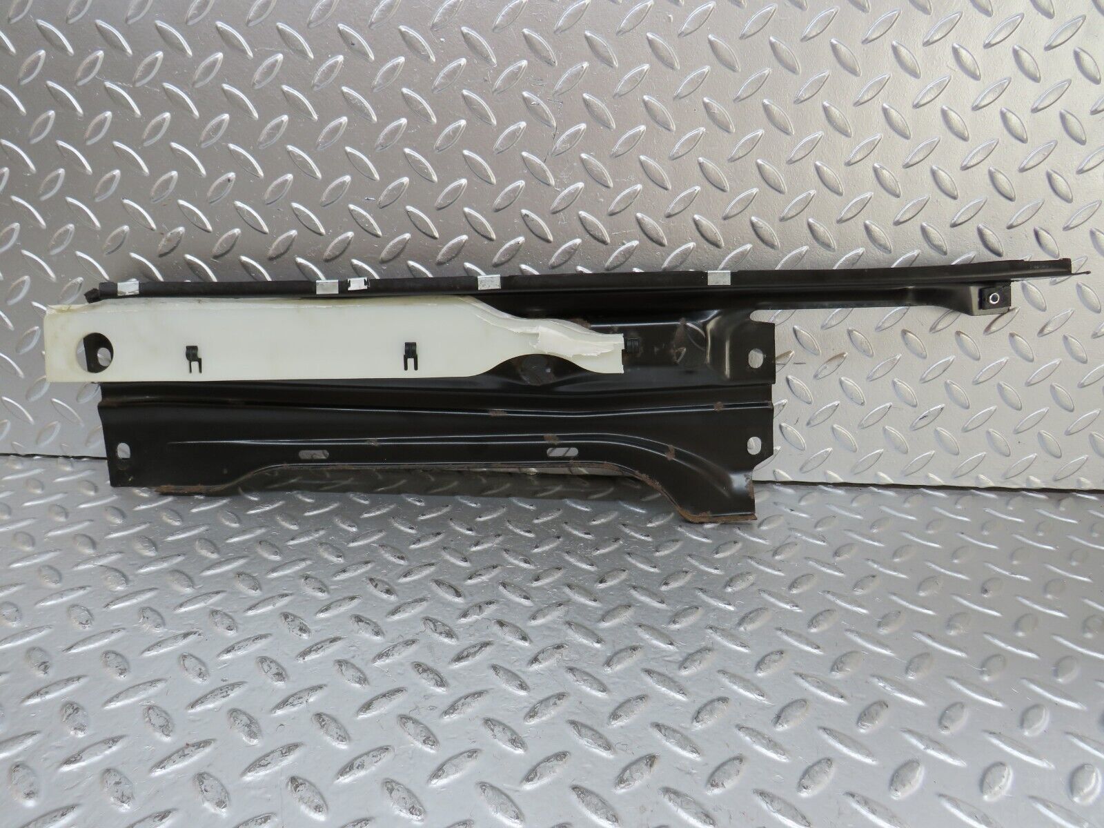 26458 Mercedes-Benz C124 220CE Rear Window Channel Support Right Side