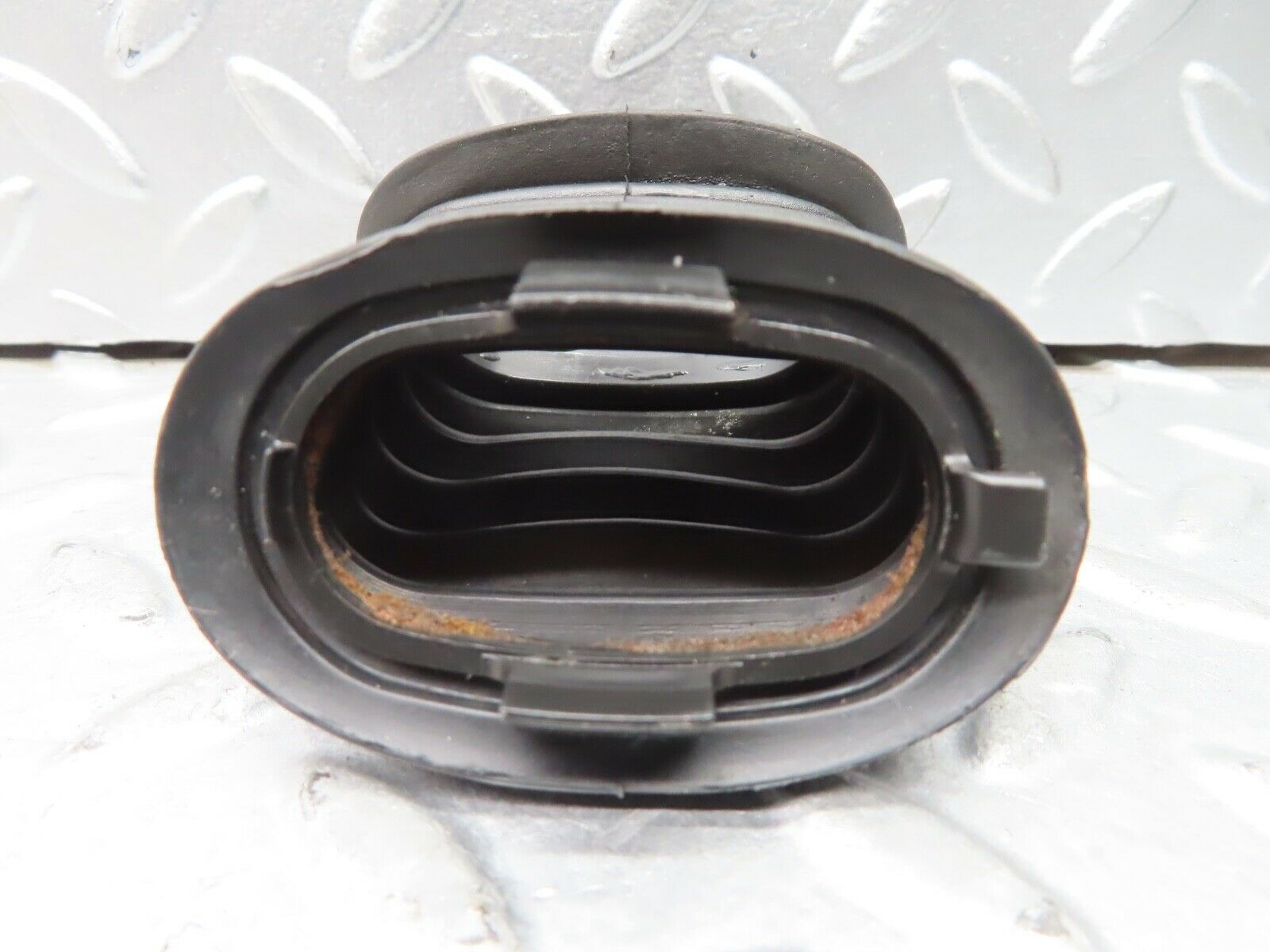 21622 Mercedes-Benz W126 300SE Rear Door Wire Protector Rubber 1248210597