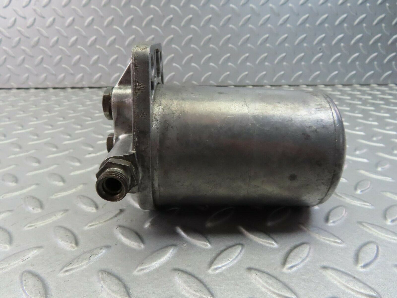 8250 Mercedes-Benz W108 Fuel Filter Housing Bosch 0450108003