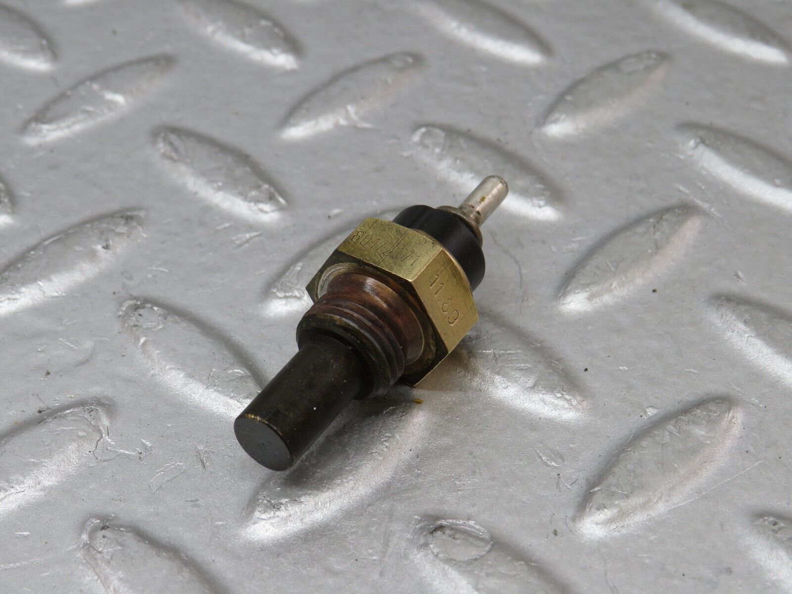 36256 Mercedes-Benz W126 420SE Coolant Temperature Sensor VDO 0055421017