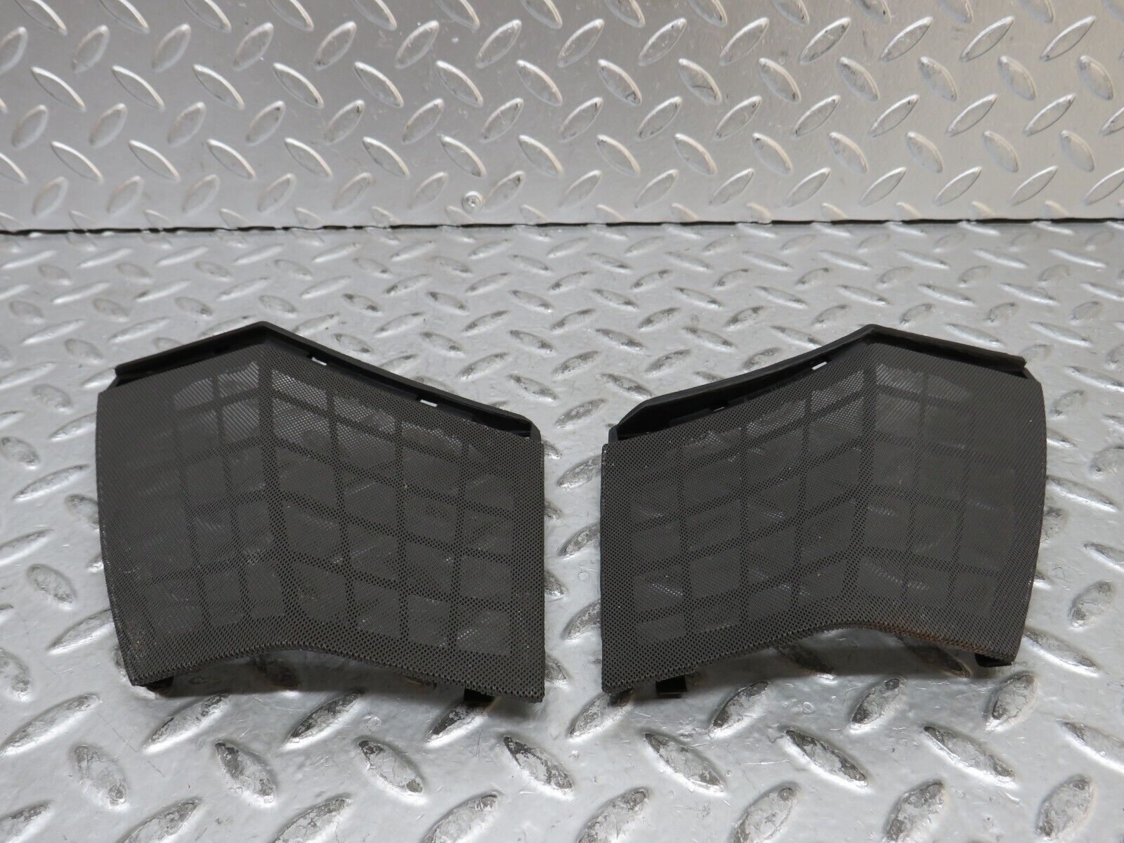 29093 Mercedes-Benz C124 320CE Dashboard Speaker Cover Pair 1246802139