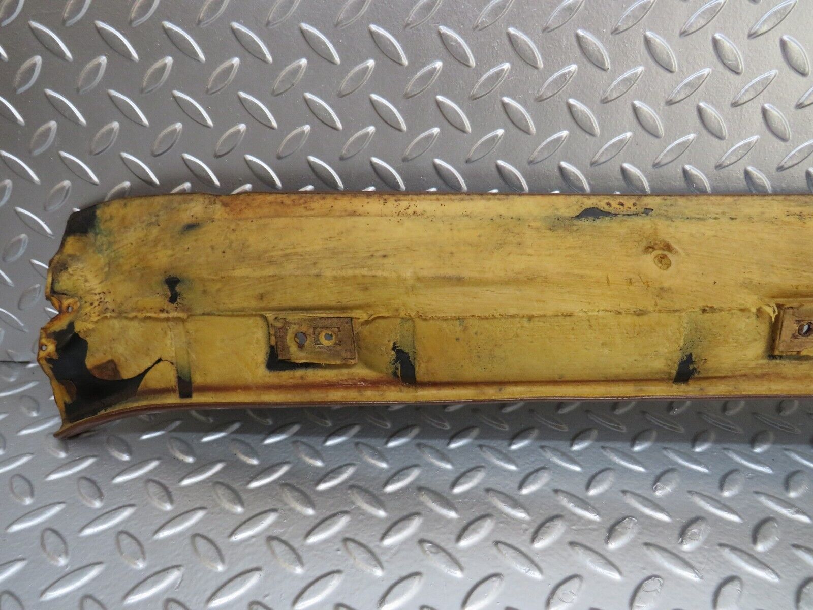 26155 Mercedes-Benz W116 450SE Headlining Roof Panel Left Brown