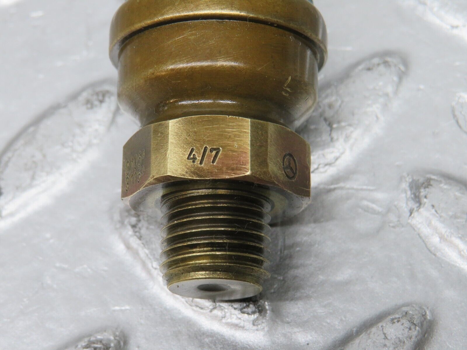 32678 Mercedes-Benz S124 300TE Radiator Fan Temperature Switch 0065454524