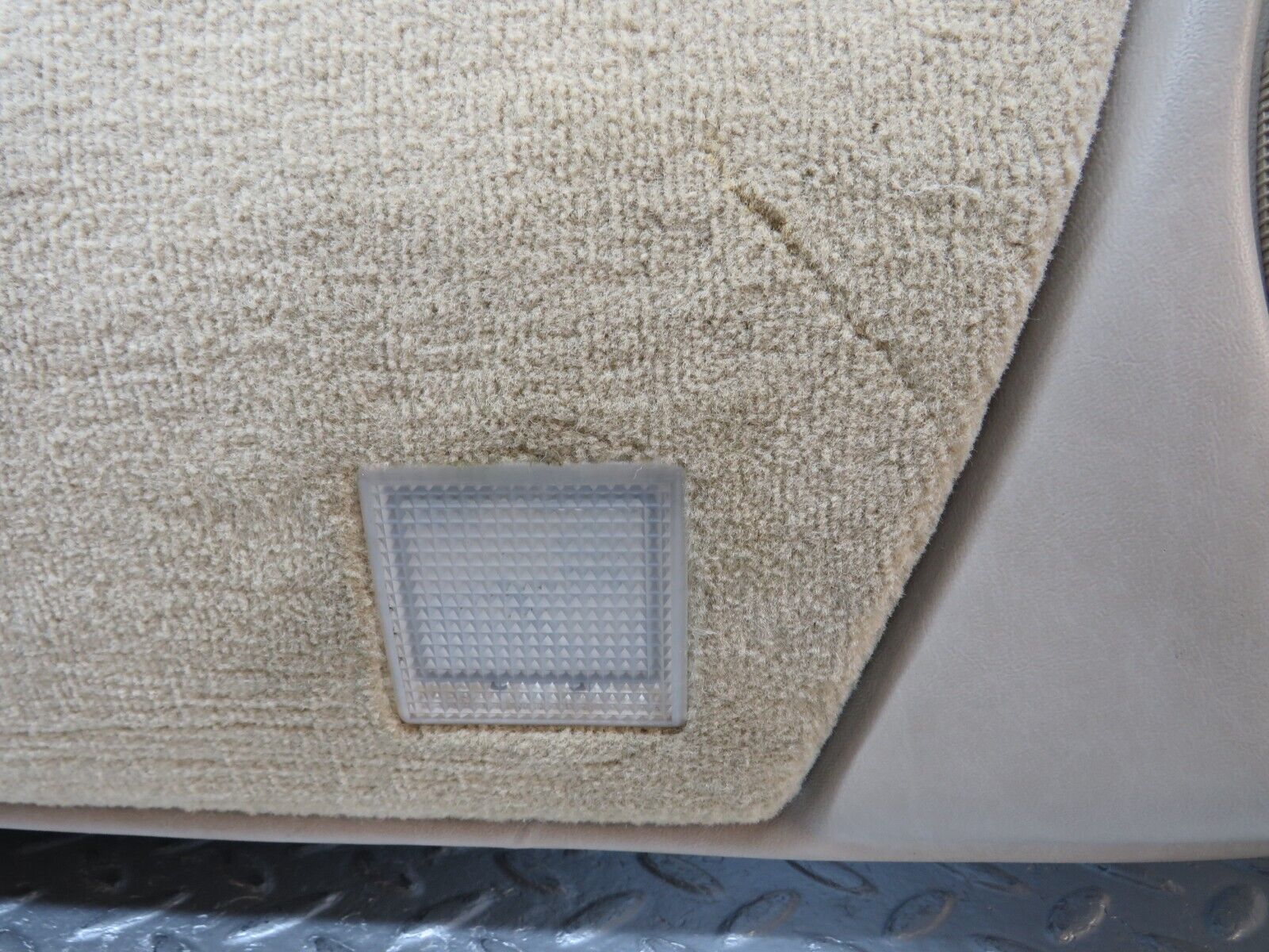 38288 Mercedes-Benz R129 280SL Coupe Left Door Card Beige