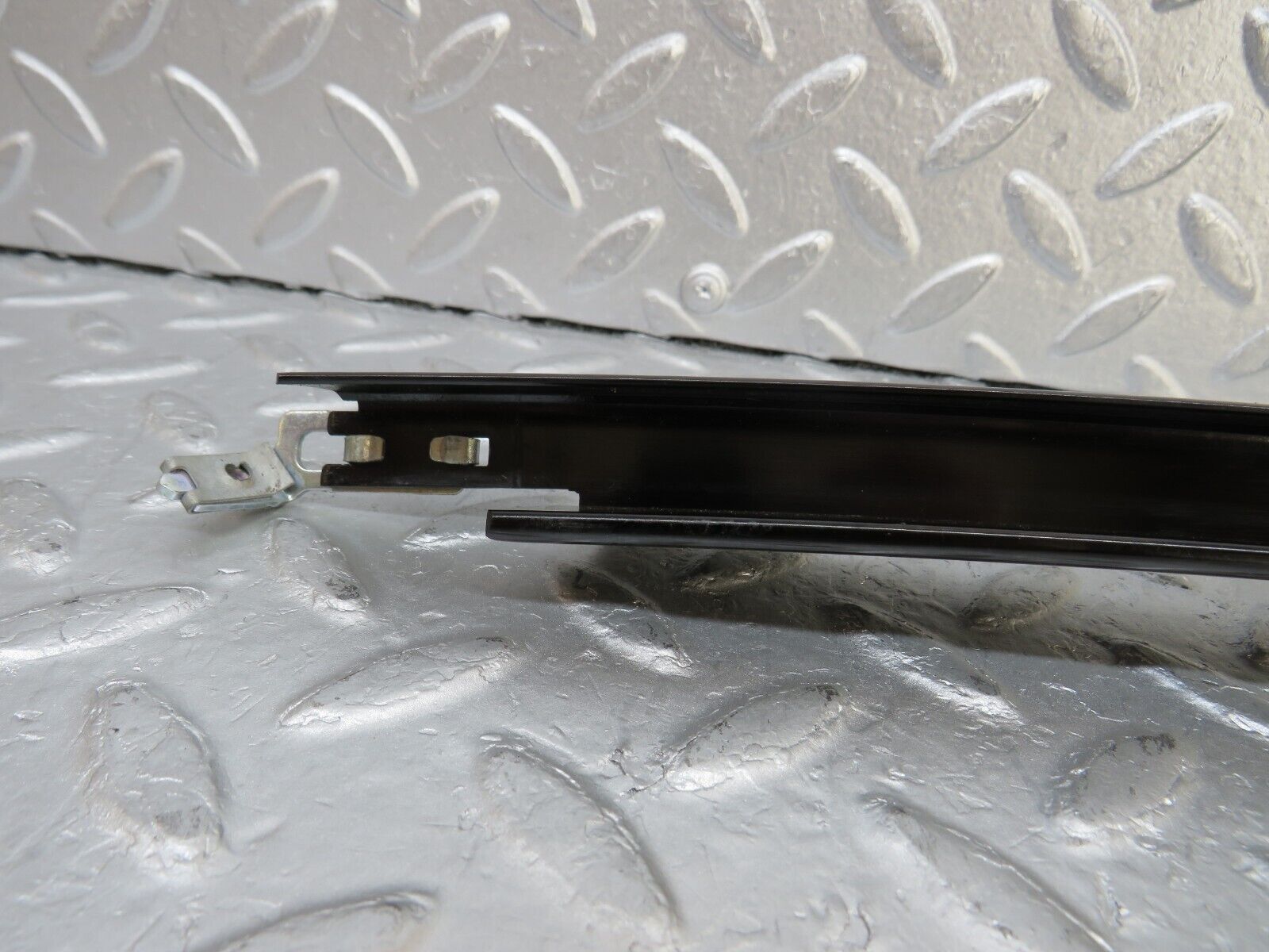 35257 Mercedes-Benz W221 Rear Left Door Window Channel 2217300119