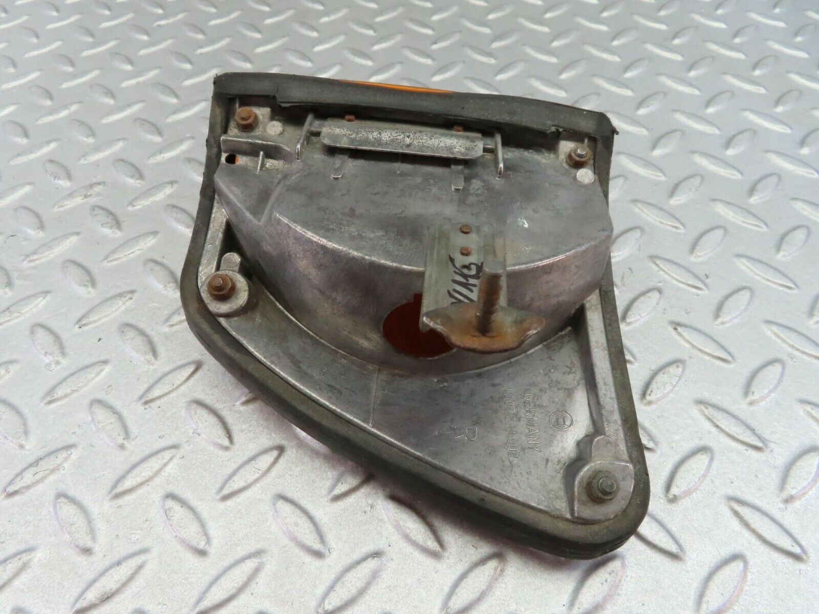 8060 Mercedes-Benz W116 Indicator Light Front Right 1305233002