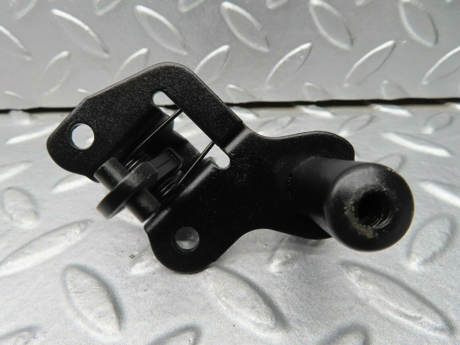 16330 Mercedes-Benz W124 260E Bonnet Lock Catch 1248800260