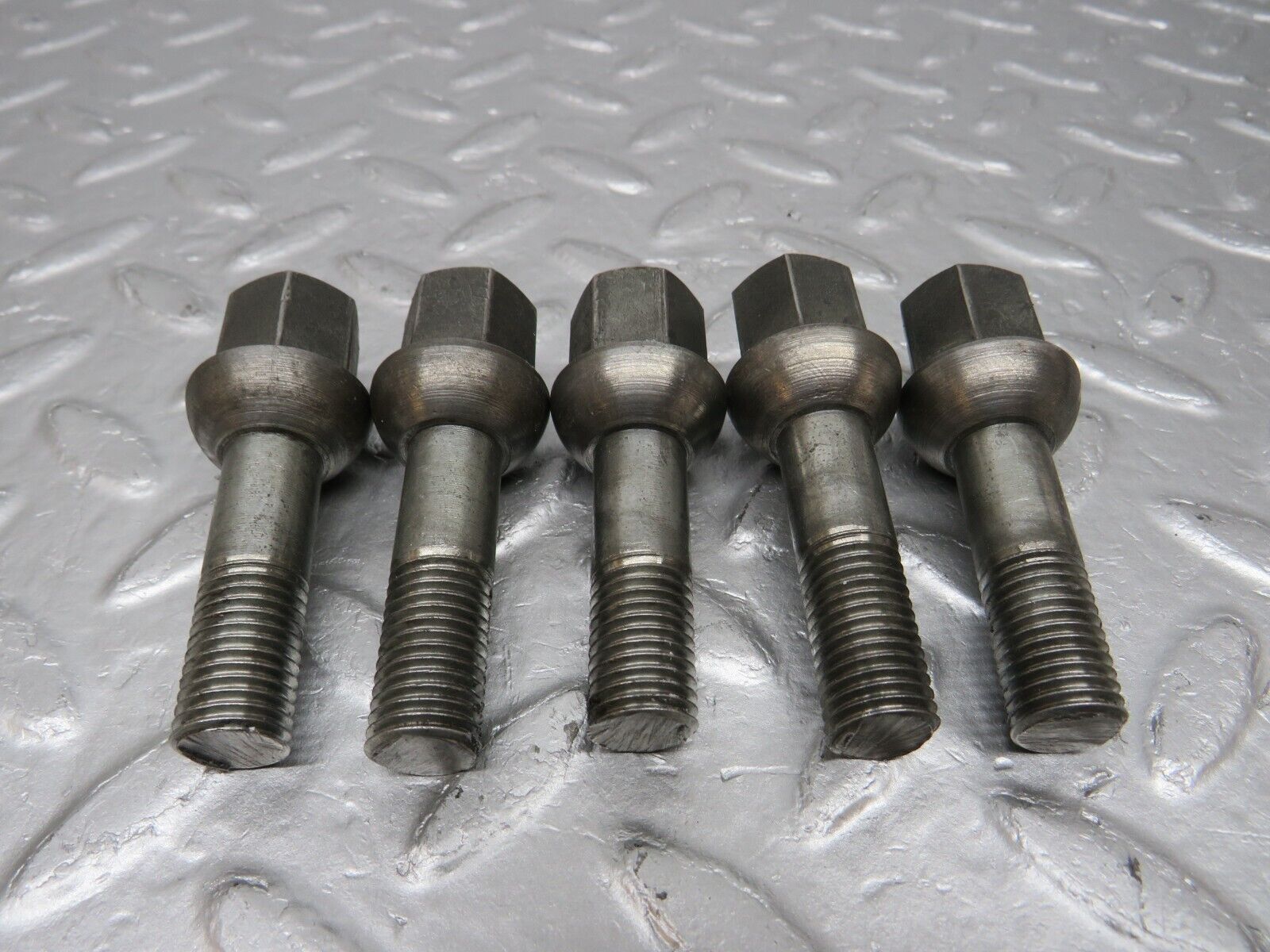 40158 Mercedes-Benz 5x Alloy Wheel Lug Bolt M12x1.5