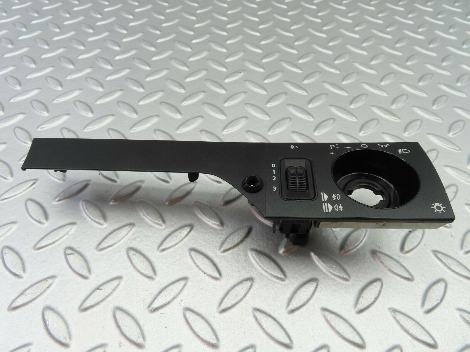 6458 Mercedes-Benz S124 E220 Wagon Headlight Control Switch Panel