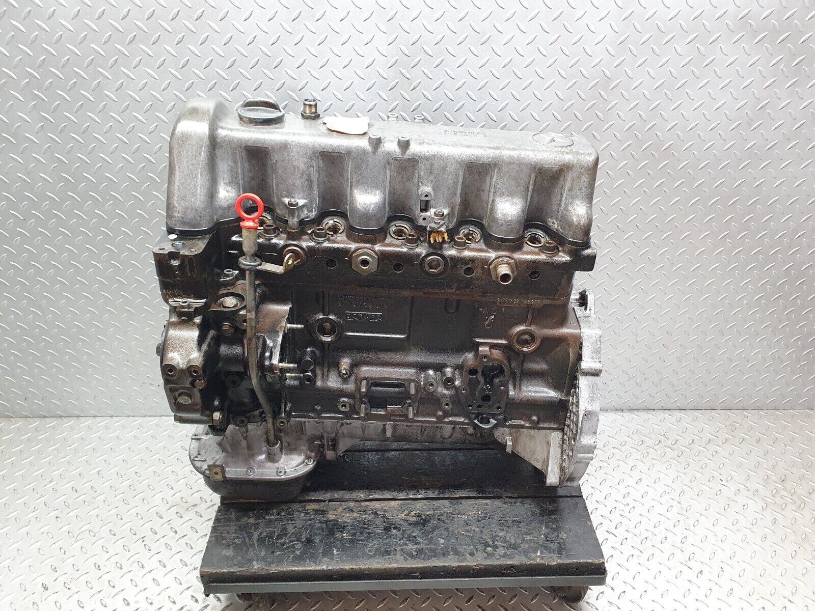 40865 Mercedes-Benz W123 300D Complete Engine 617.912 6170110901
