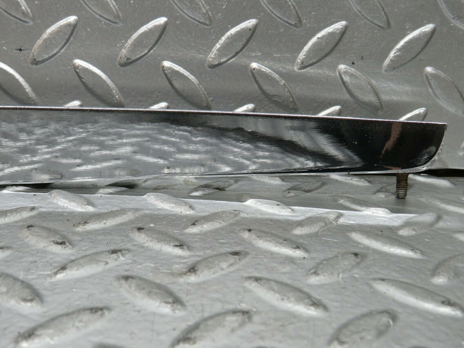 23786 Mercedes-Benz C107 450SLC Coupe Trunk Chrome Handle Moulding Right