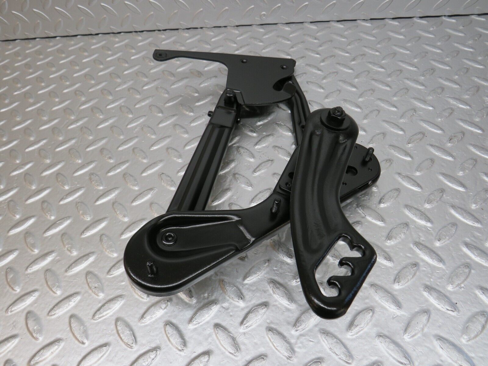 32525 Mercedes-Benz S124 300TE Wagon Bonnet Hinge Left 1248800128 1248870974