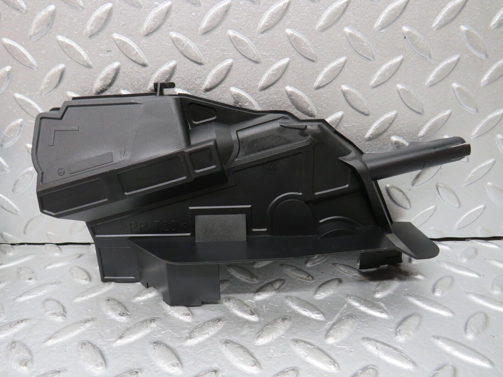 33409 Mercedes-Benz W202 C180 Front Door Lock Cover Pair