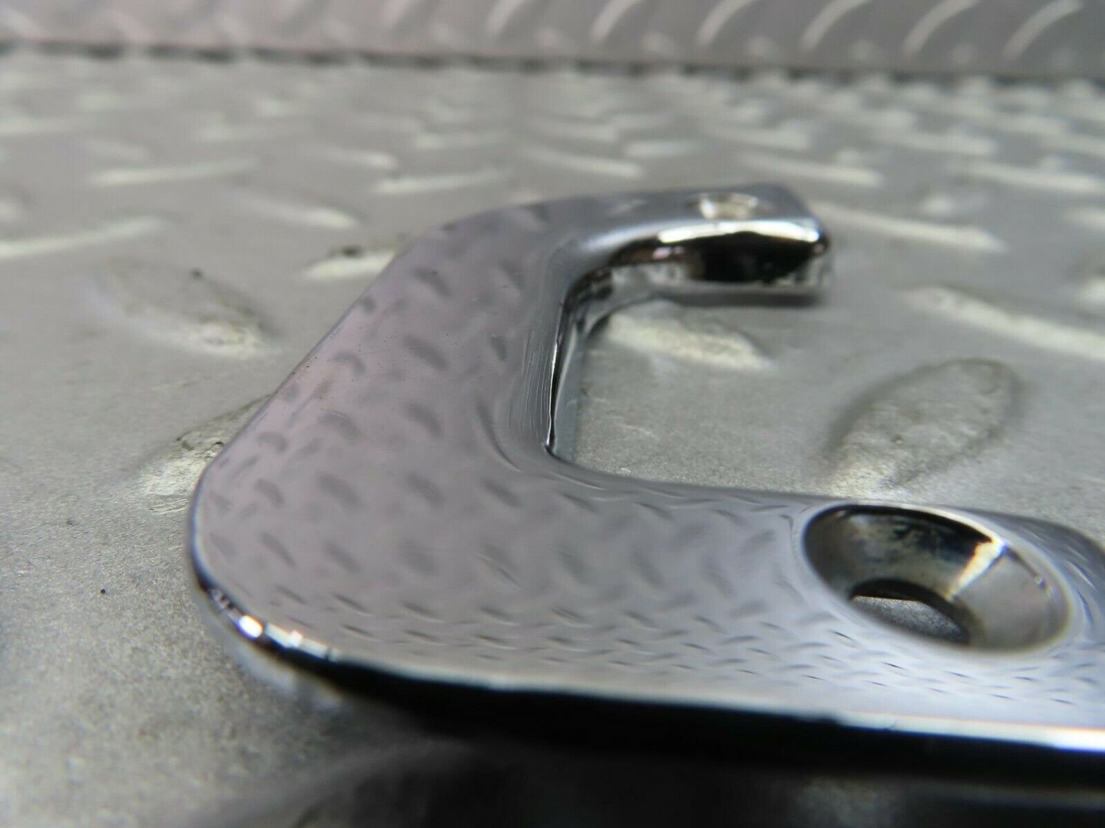 9054 Mercedes-Benz W115 Right Interior Chrome Door Latch Trim