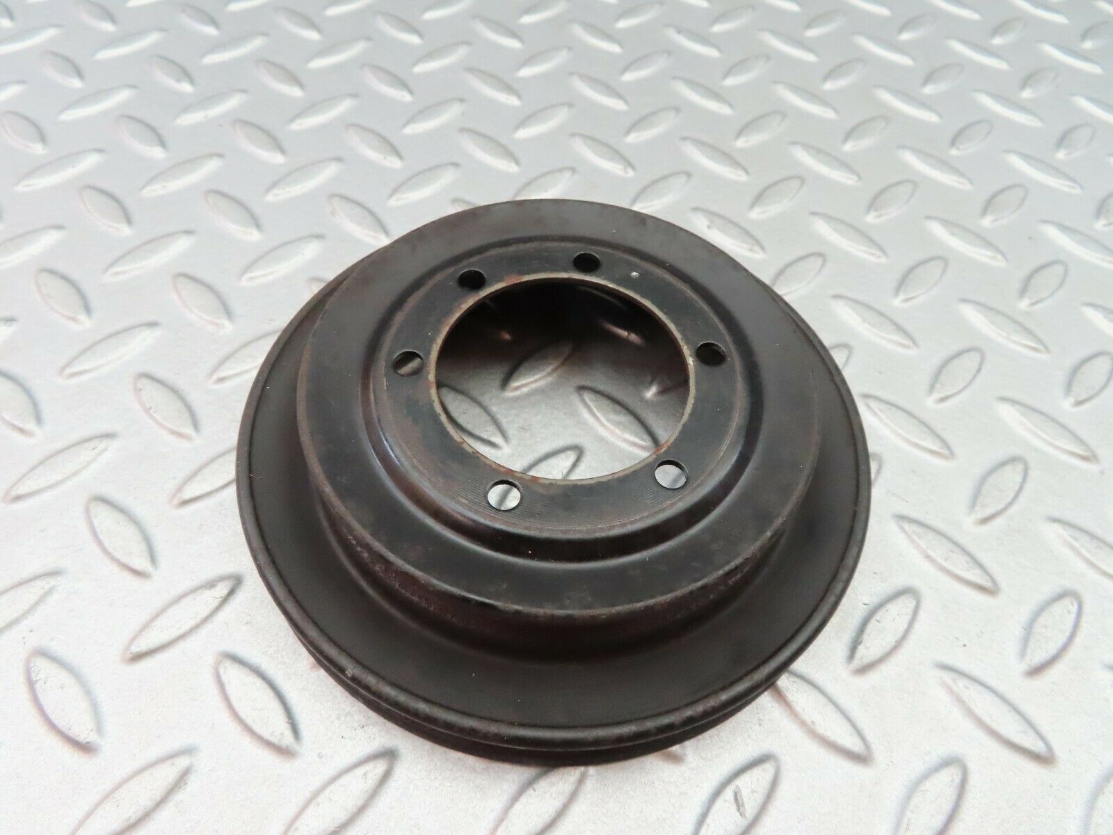 5950 Mercedes-Benz W123 200 Crankshaft Pulley 1020320404