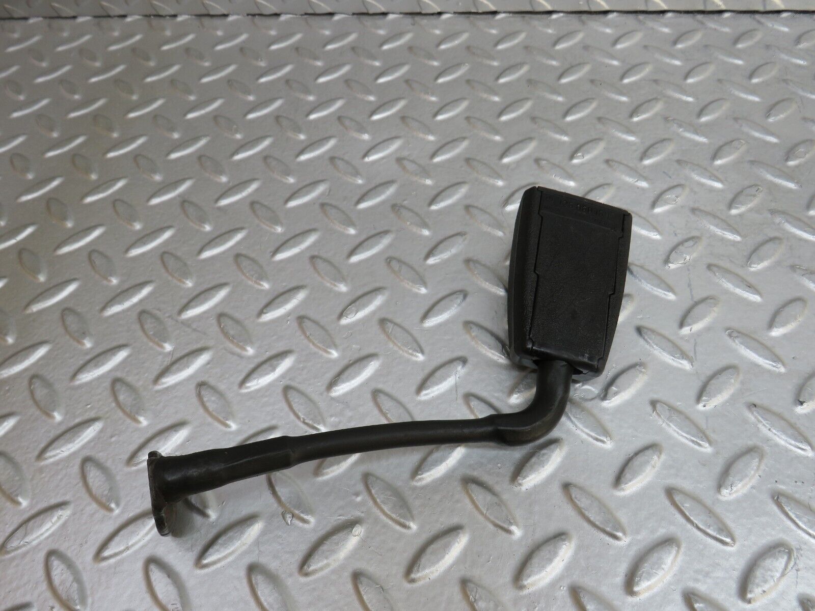 37161 Mercedes-Benz C126 420SEC Coupe Rear Right Seat Belt With Buckles 1268801695